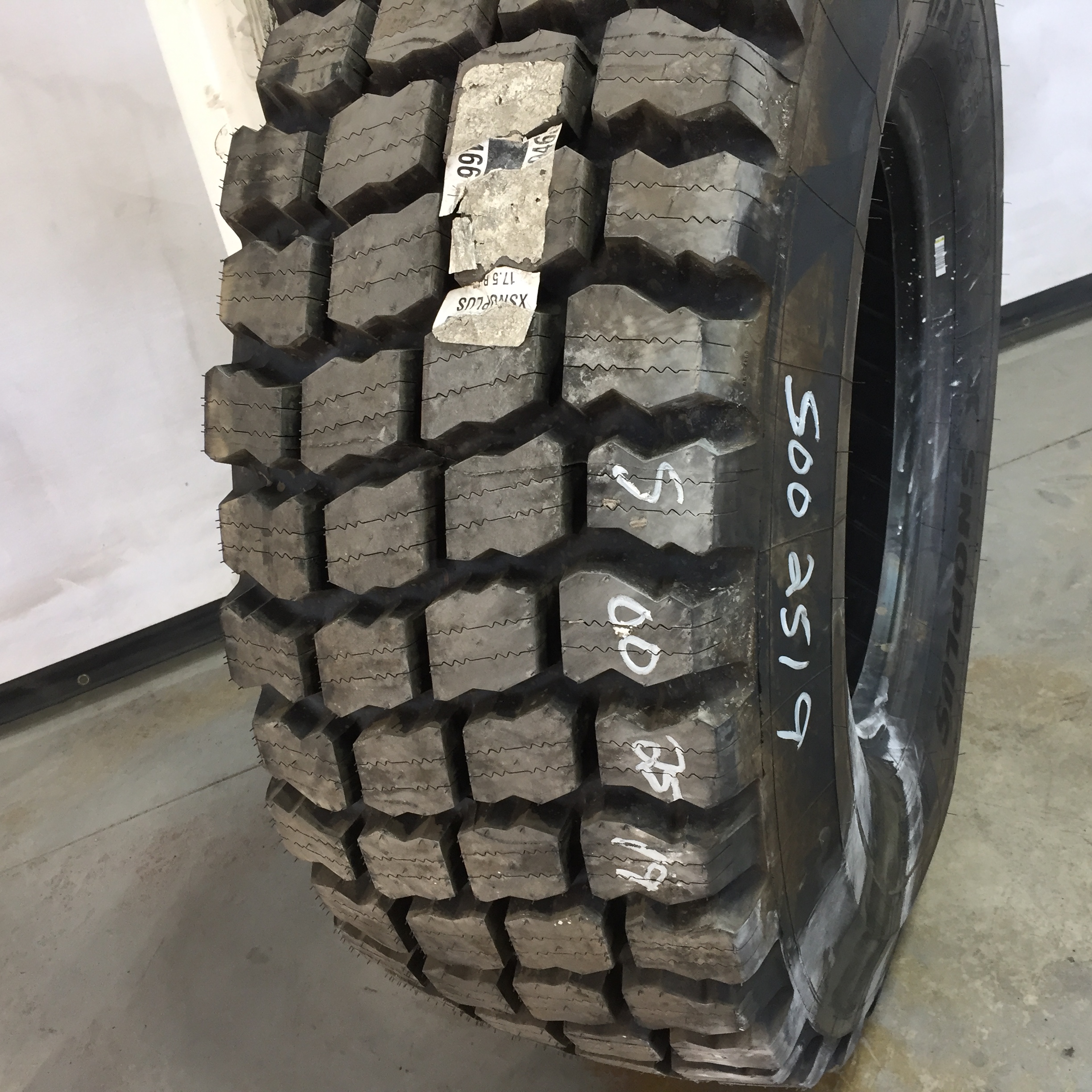 17.5/R25 Michelin X Snoplus T G-2/L-2 Tire S002519