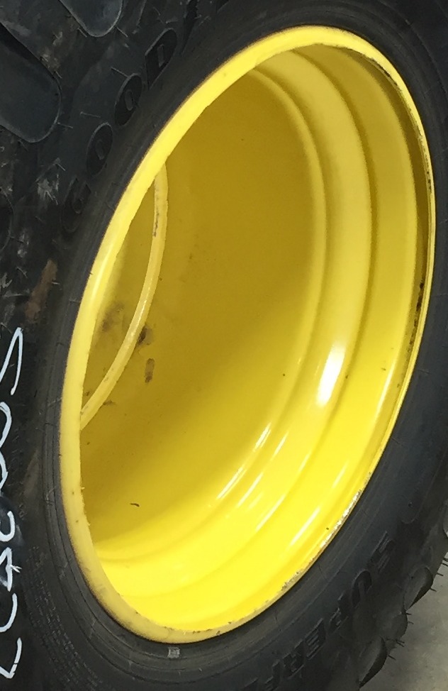 22.5''D x 24''W Budd Stud Pilot Wheel Wheel WS002527