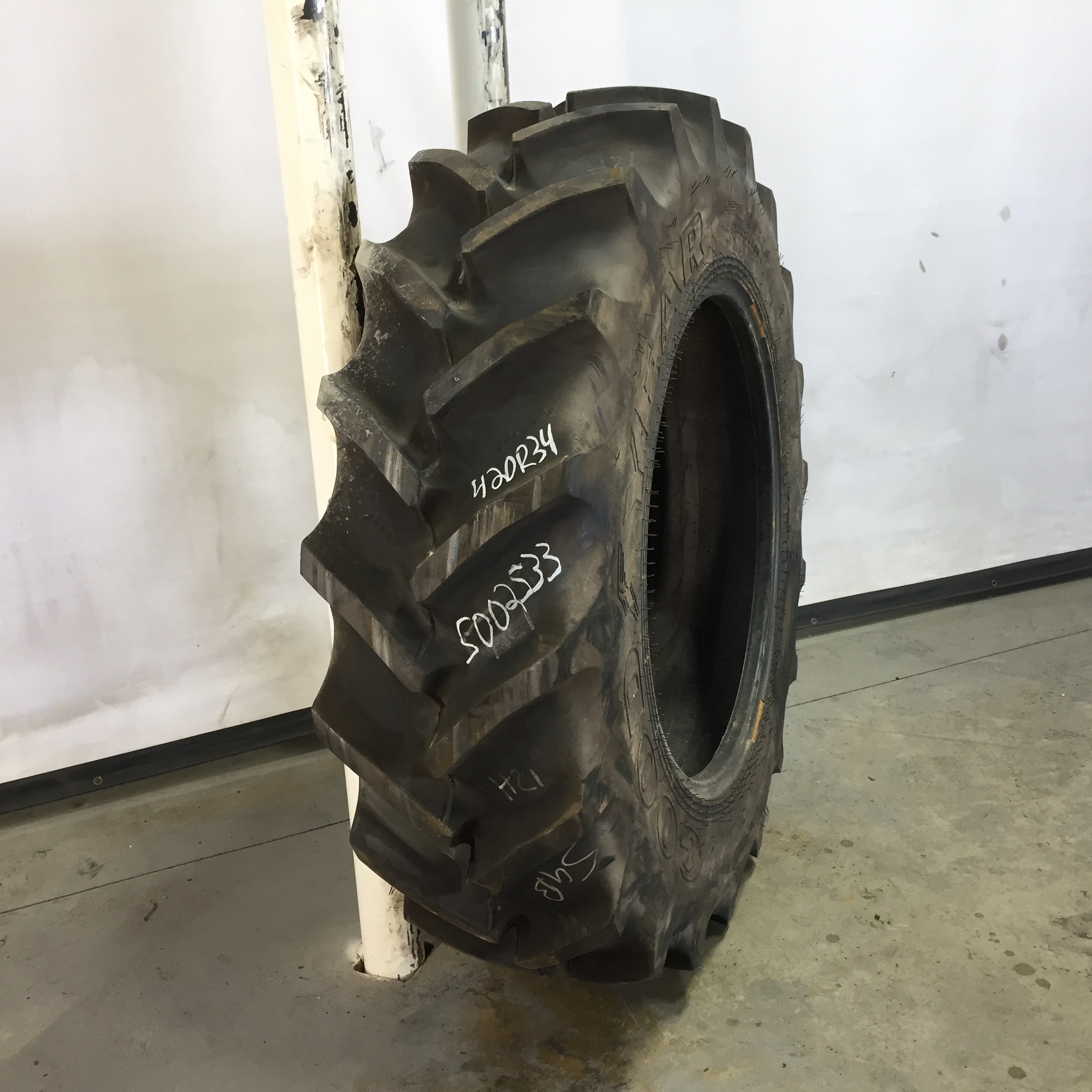 420/85R34 Goodyear Farm Super Traction Radial R-1W Tire S002533