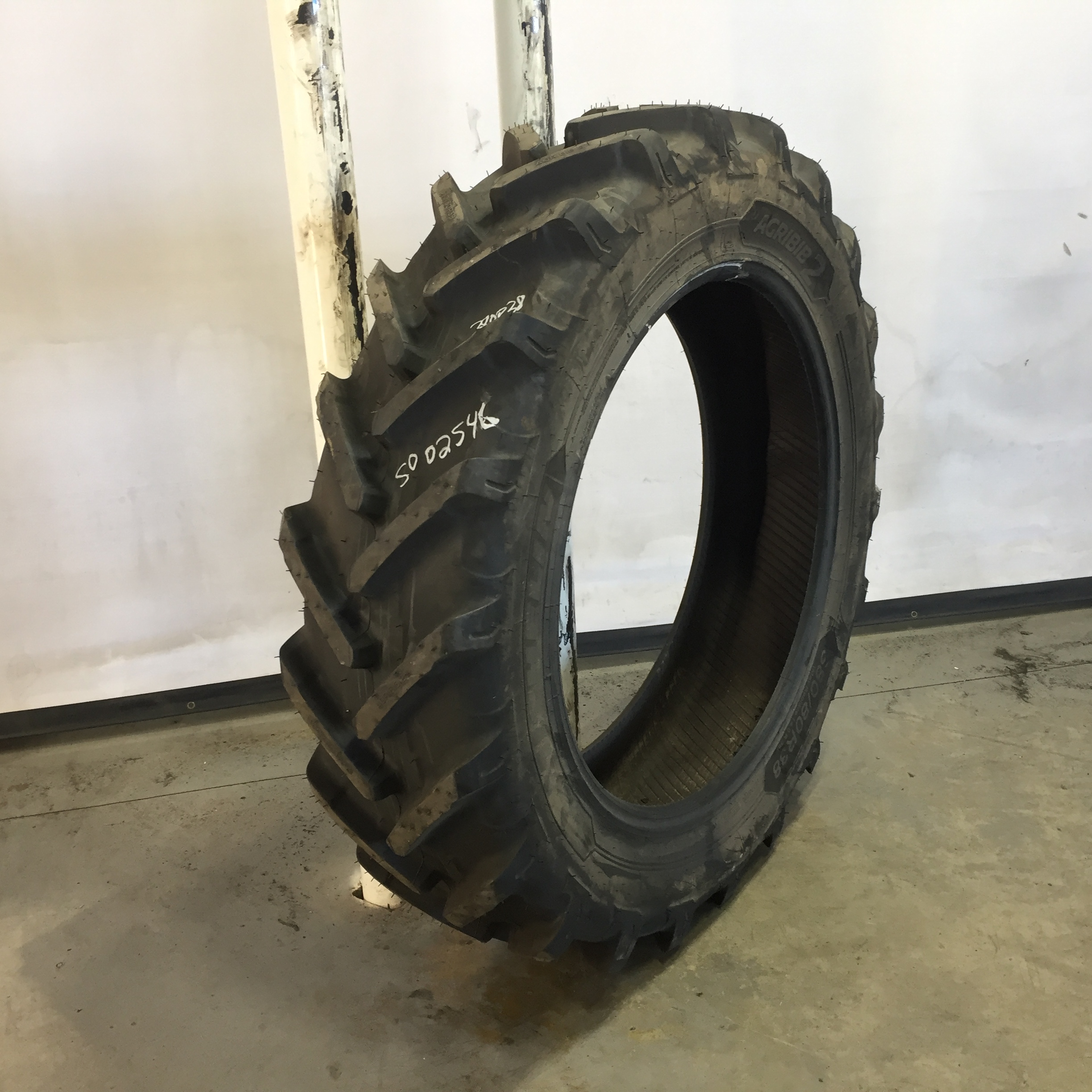 380/80R38 Michelin AgriBib 2 R-1W Tire S002546