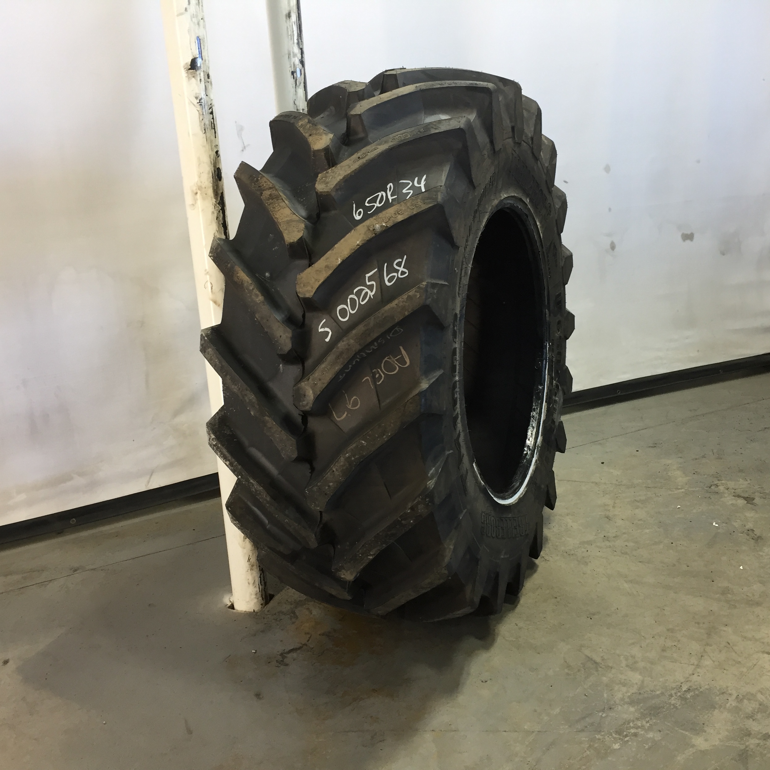 650/60R34 Trelleborg TM1000 High Power R-1W Tire S002568