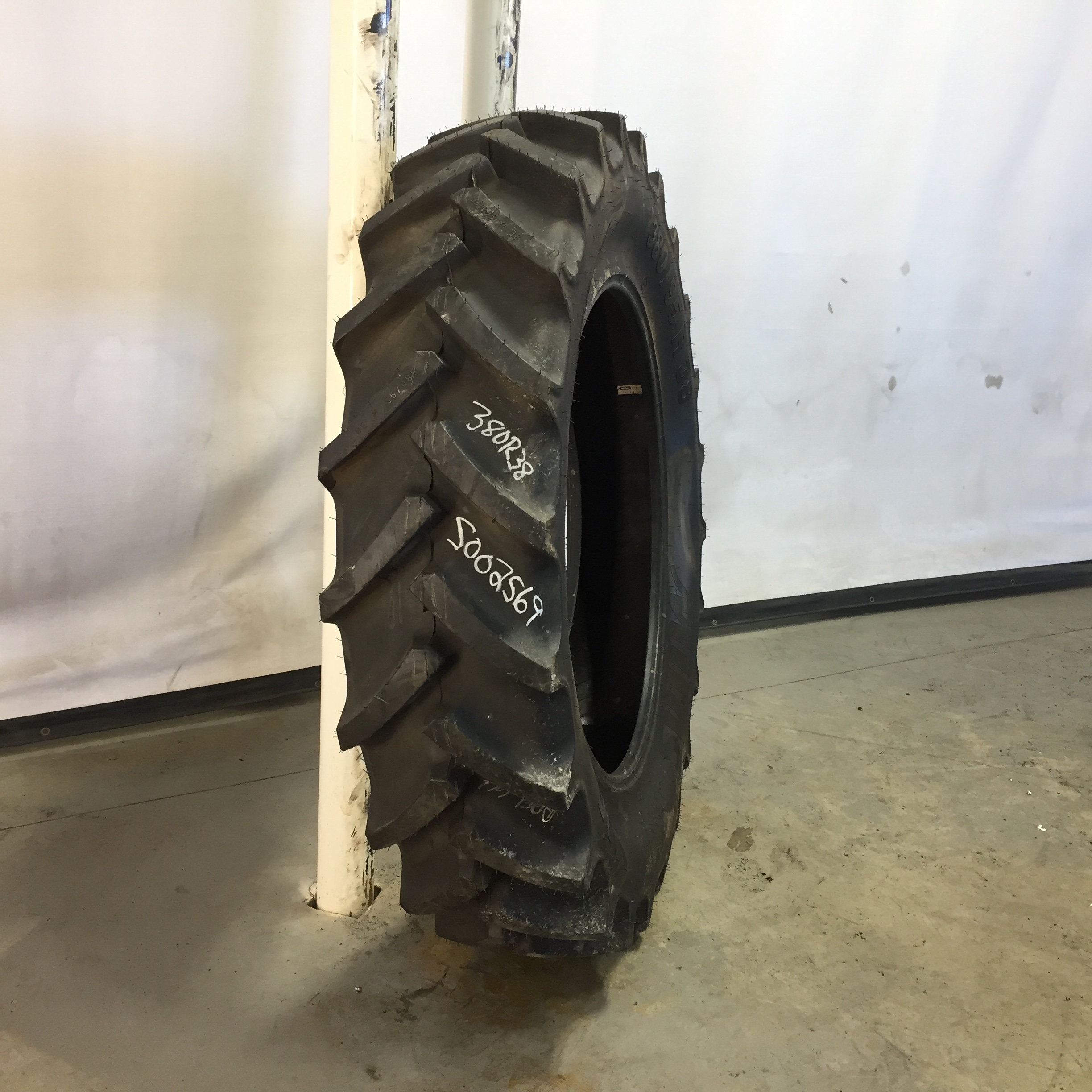 380/95R38 Mitas AC85 Radial R-1W Tire S002569