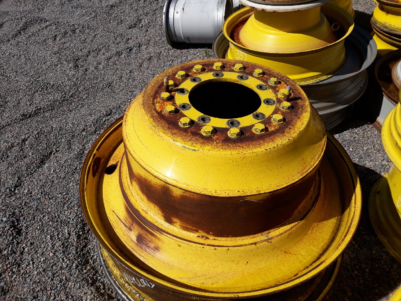 46''D x 13''W Straddle Dual Wheel T007217A