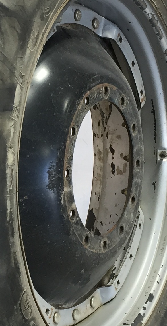 38''-54'' Waffle Wheel (Groups of 3 bolts) Rim Center WS002602CTR