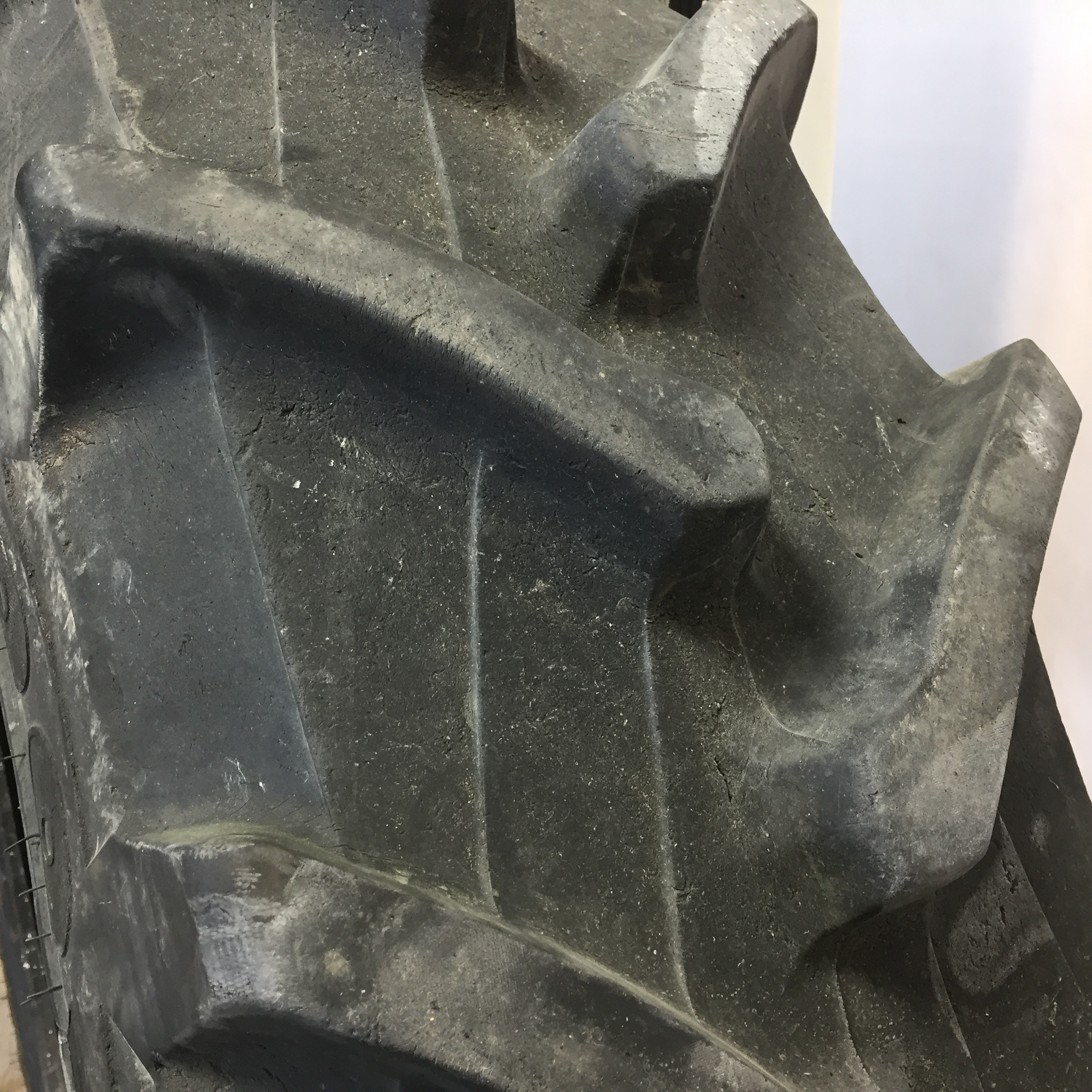 380/80R38 Trelleborg TM600 R-1W Tire T007274