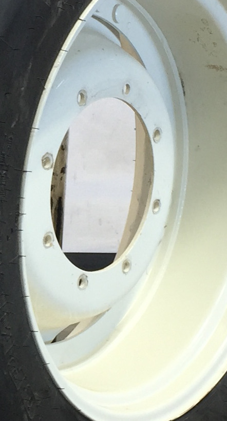 28'' Stub Disc (groups of 2 bolts) Rim Center WT007264CTR