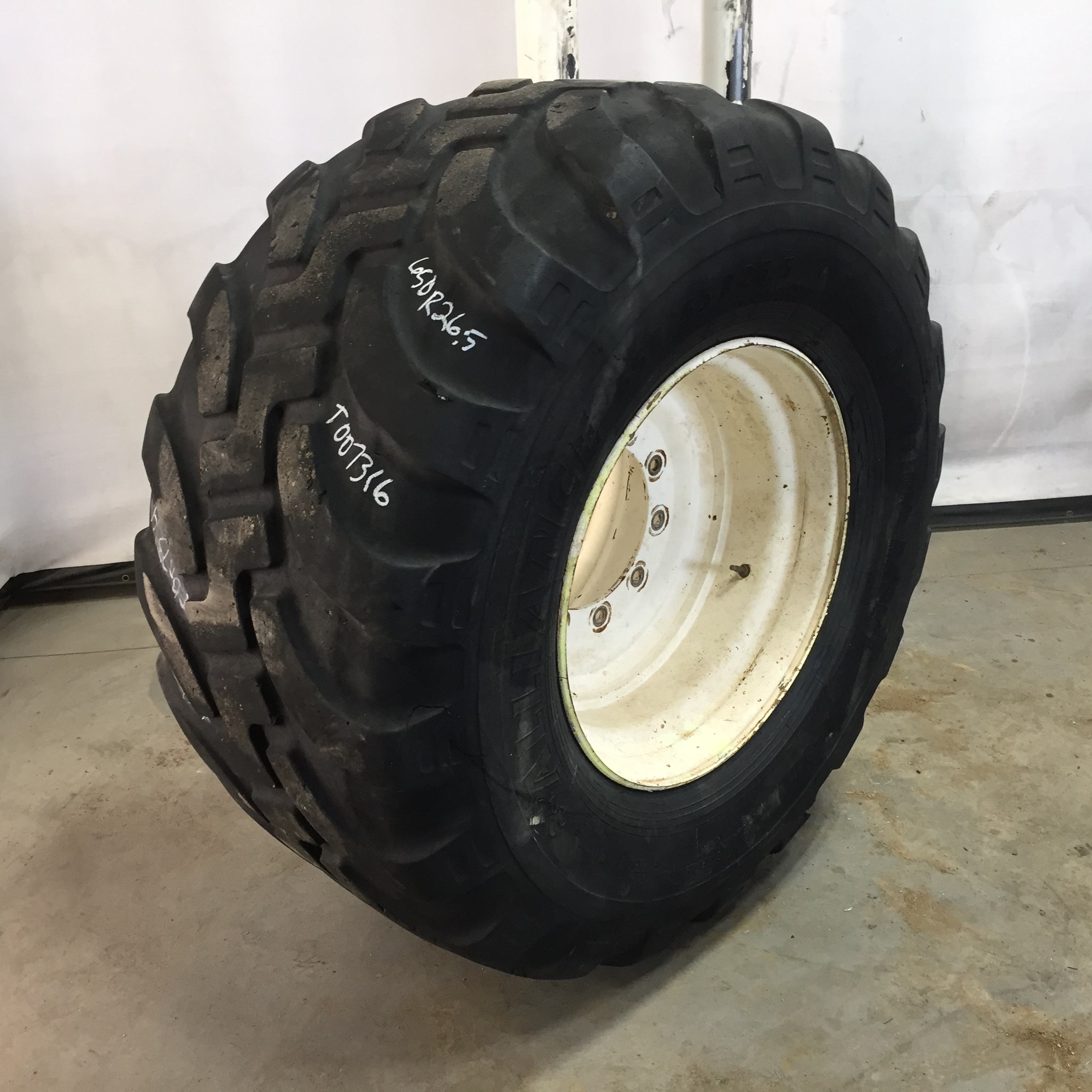 650/55R26.5 Alliance 380 Flotation Radial I-2 Tire RT007316