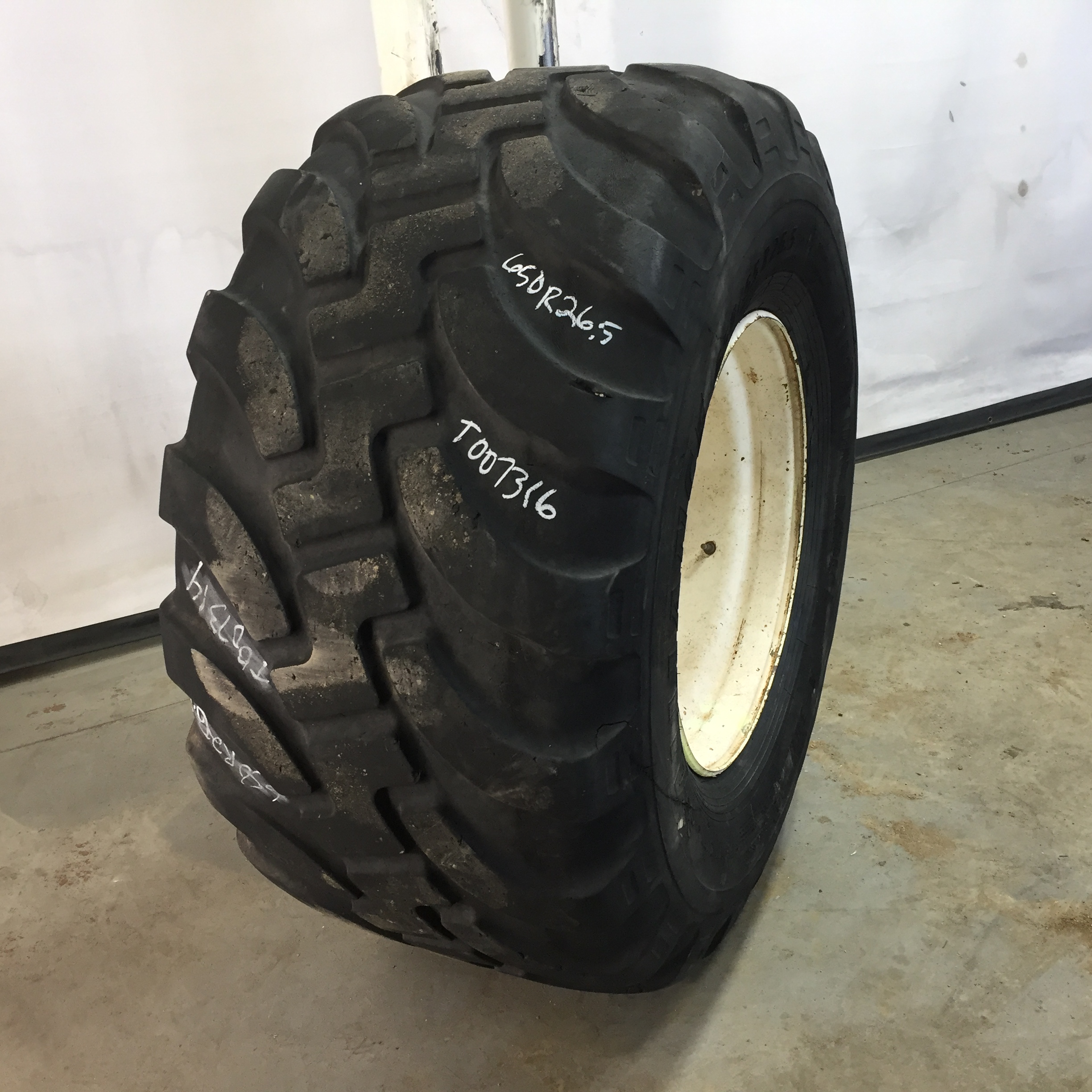 650/55R26.5 Alliance 380 Flotation Radial I-2 Tire RT007316