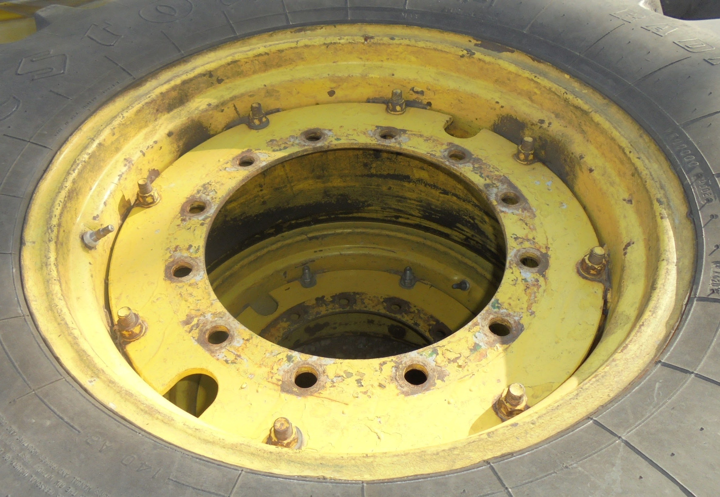 26''D x 15''W Rim with Clamp/Loop Style Wheel WT003329RIM