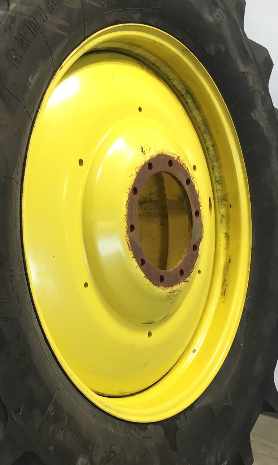 42''D x 20''W Formed Plate Wheel WT007332