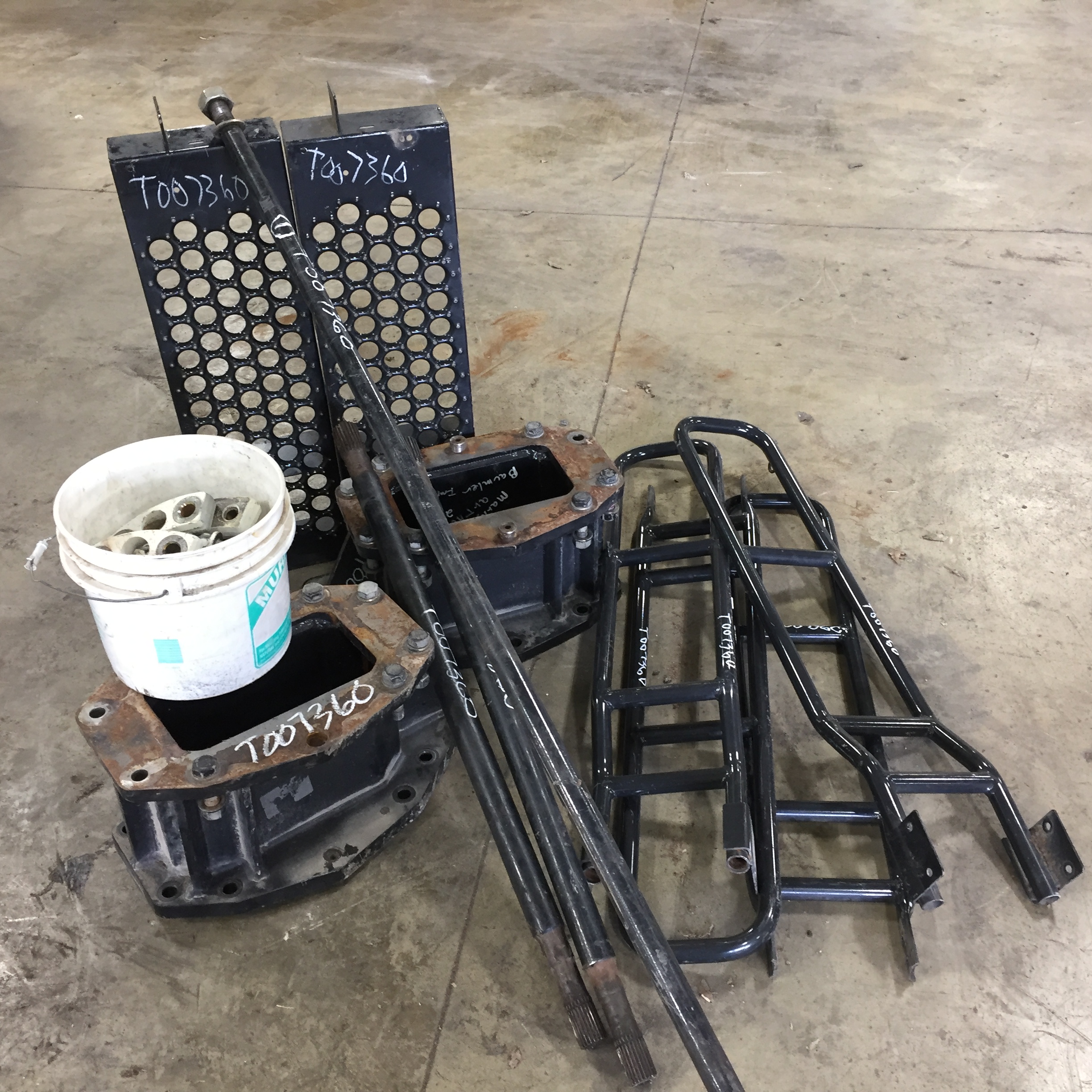 Combine Frame Extension, w/Shafts, Hdw & Truss Rod Combine Frame Extension T007360