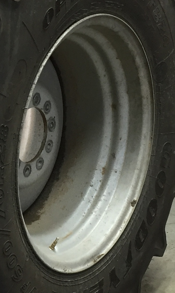 28''D x 18''W Formed Plate Wheel WT007404