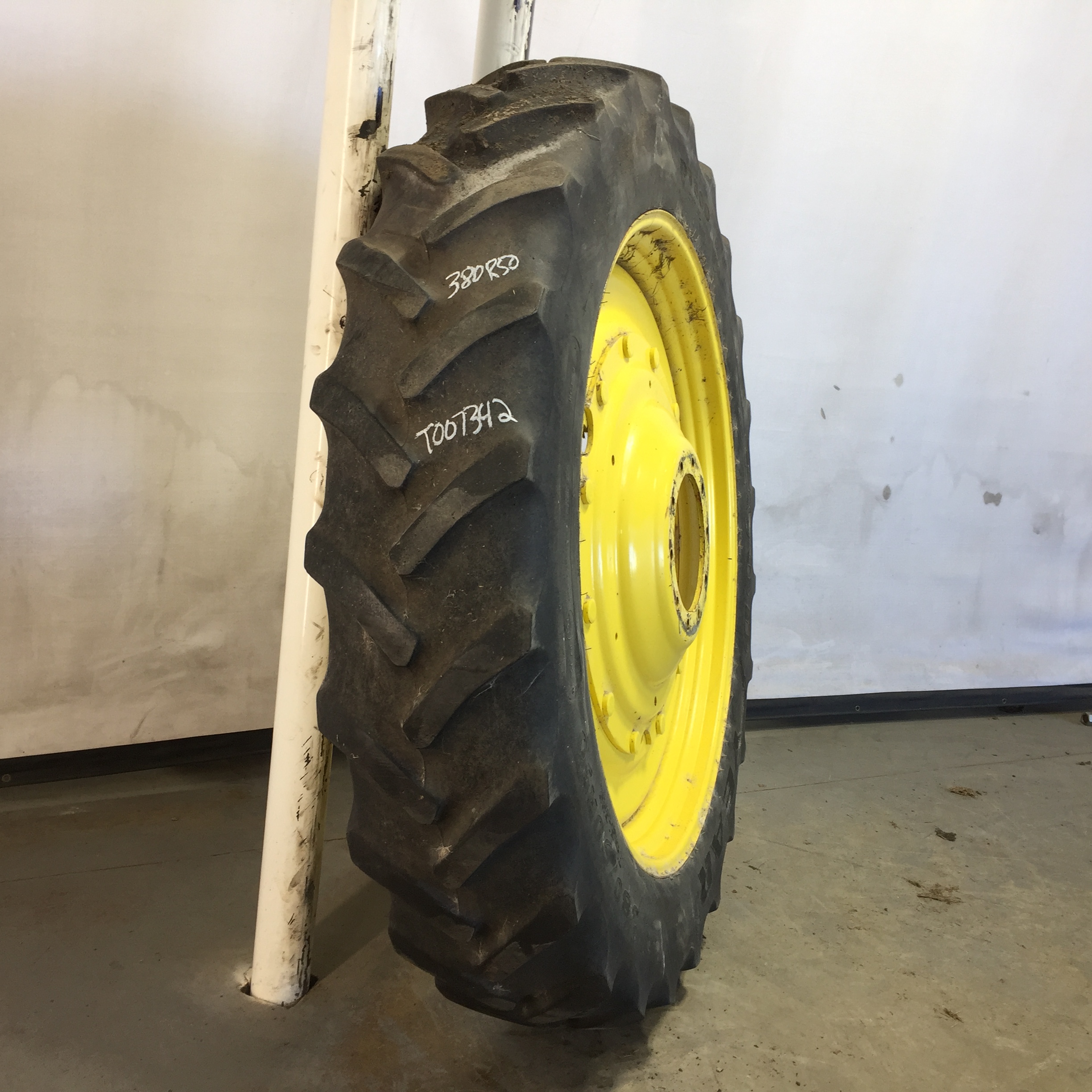 380/90R50 Goodyear Farm DT800 Optitrac R-1W Tire RT007342