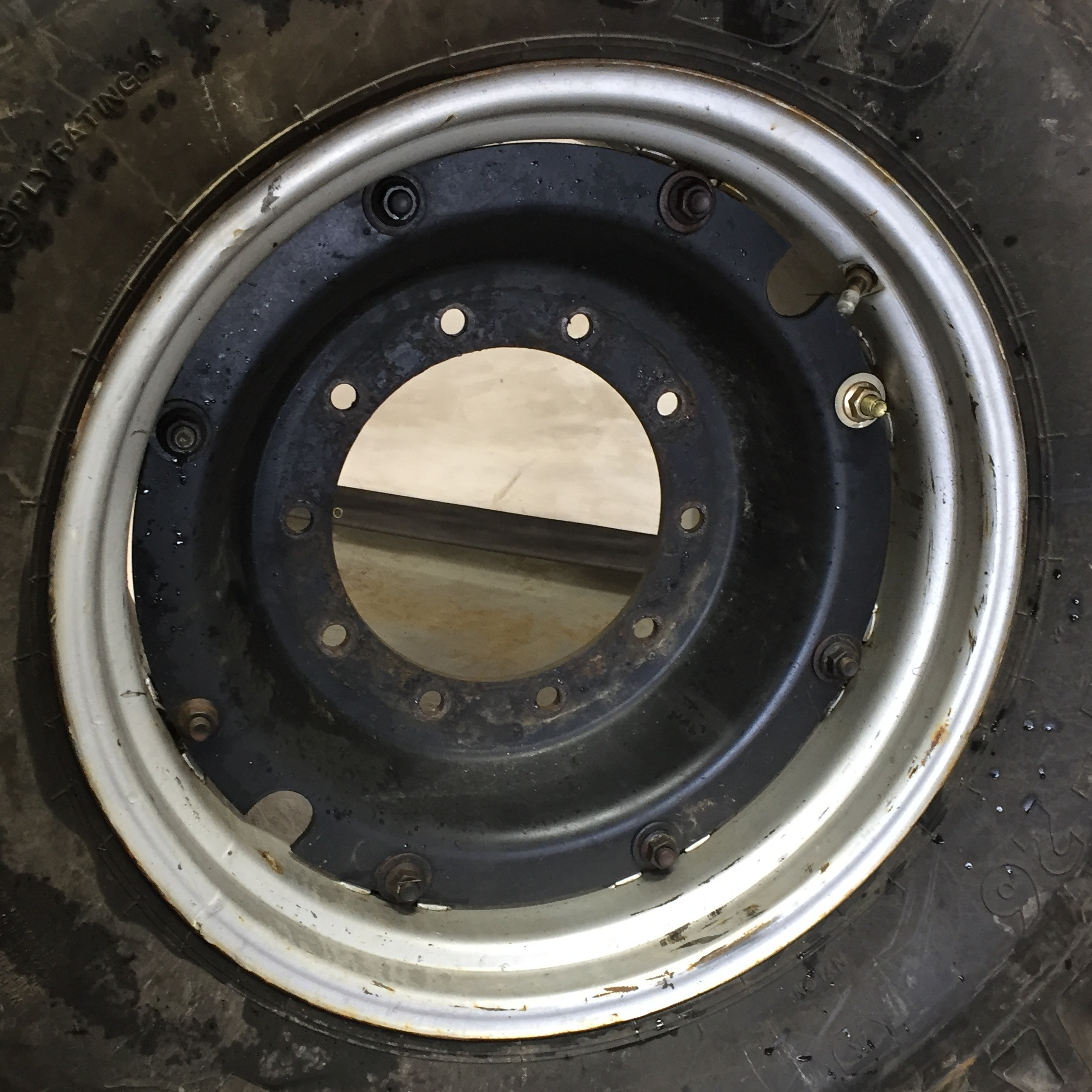 26'' Rim with Clamp/Loop Style Rim Center WT007395CTR