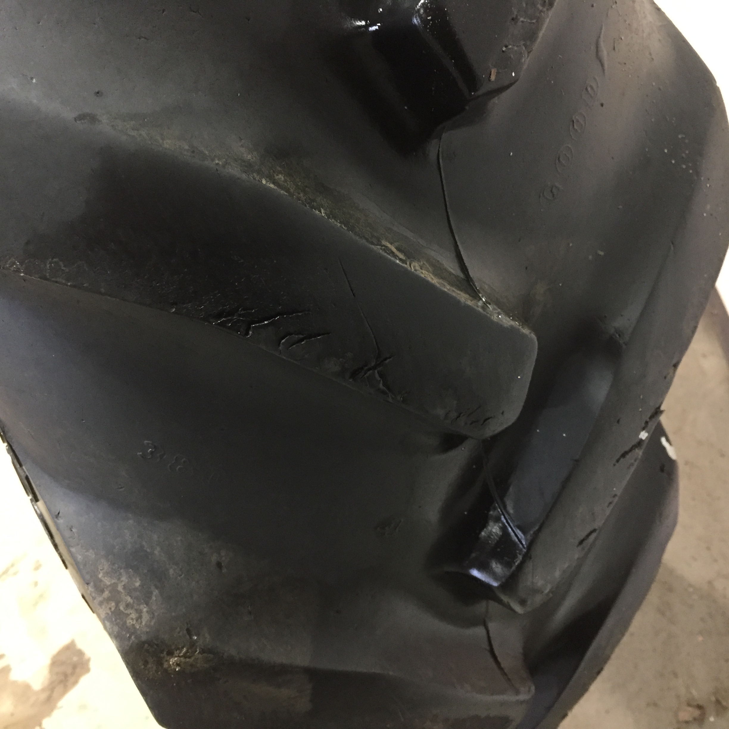 380/90R54 Goodyear Farm DT800 Super Traction R-1W Tire RT007417