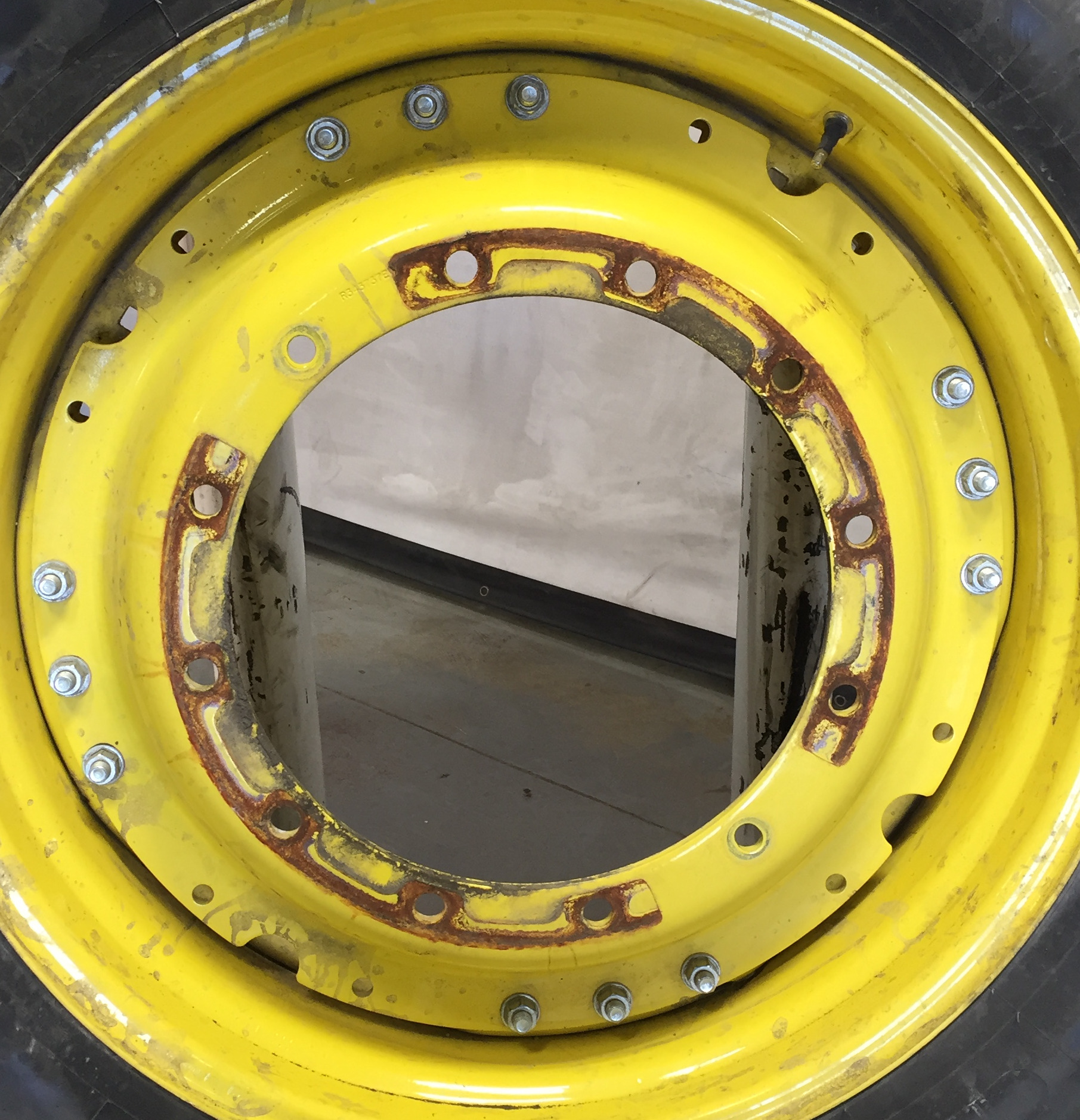 34'' Waffle Wheel (Groups of 3 bolts) Rim Center WT007442CTR