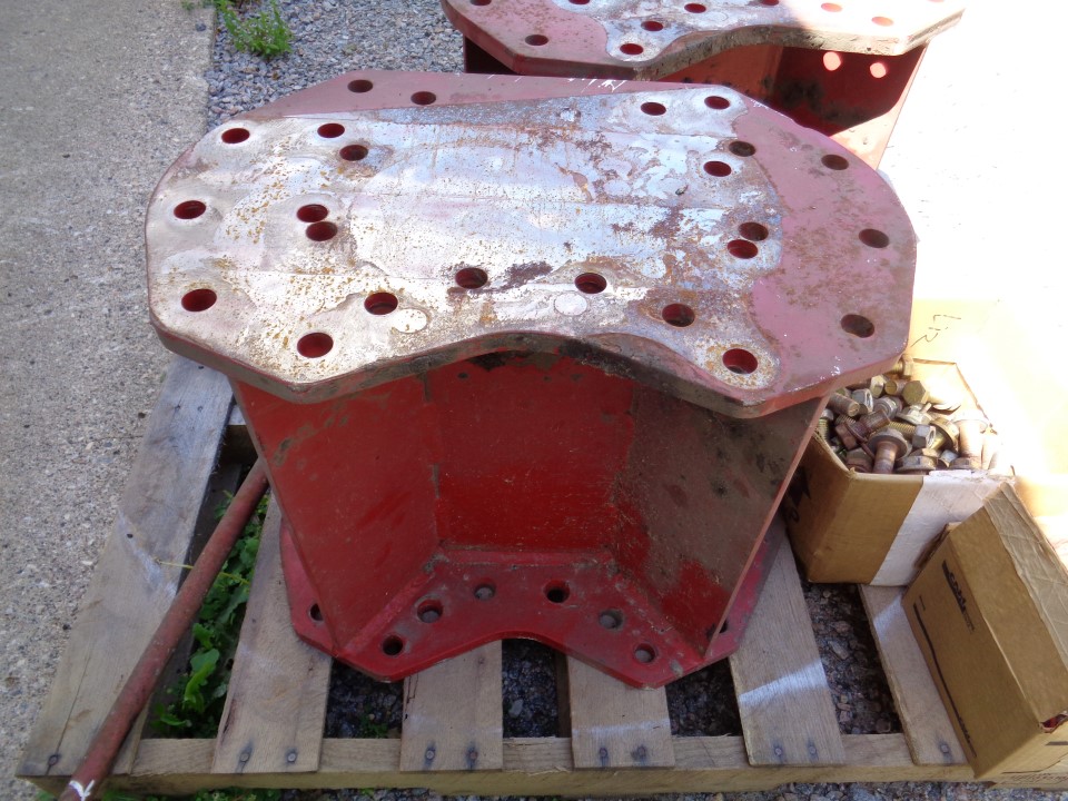 Combine Frame Extension, w/Shafts, Hdw & Truss Rod, Includes Ladder Ext. Combine Frame Extension T003491