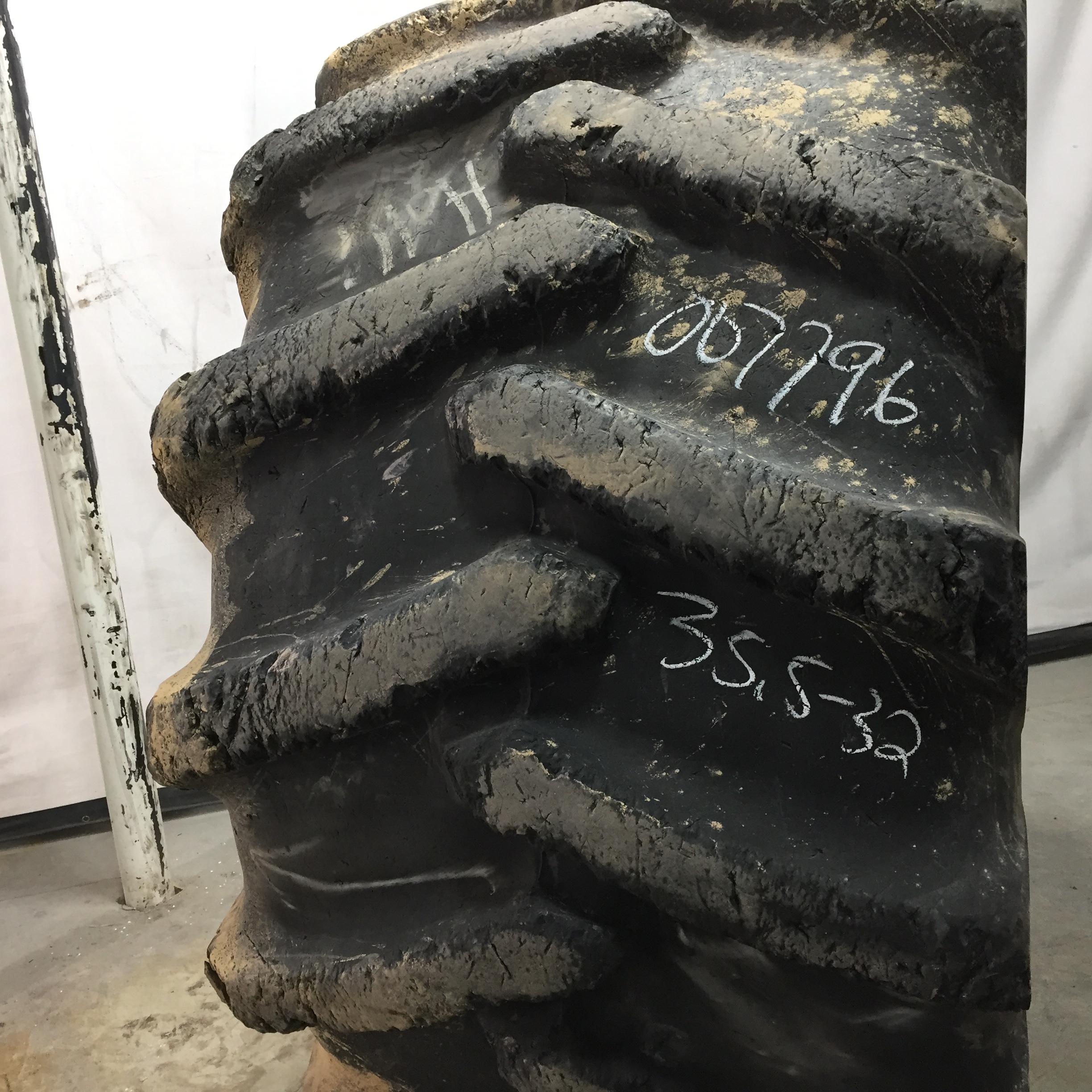 35.5/LB32 Firestone Forestry Special Severe Service DH LS-2 Tire 007796