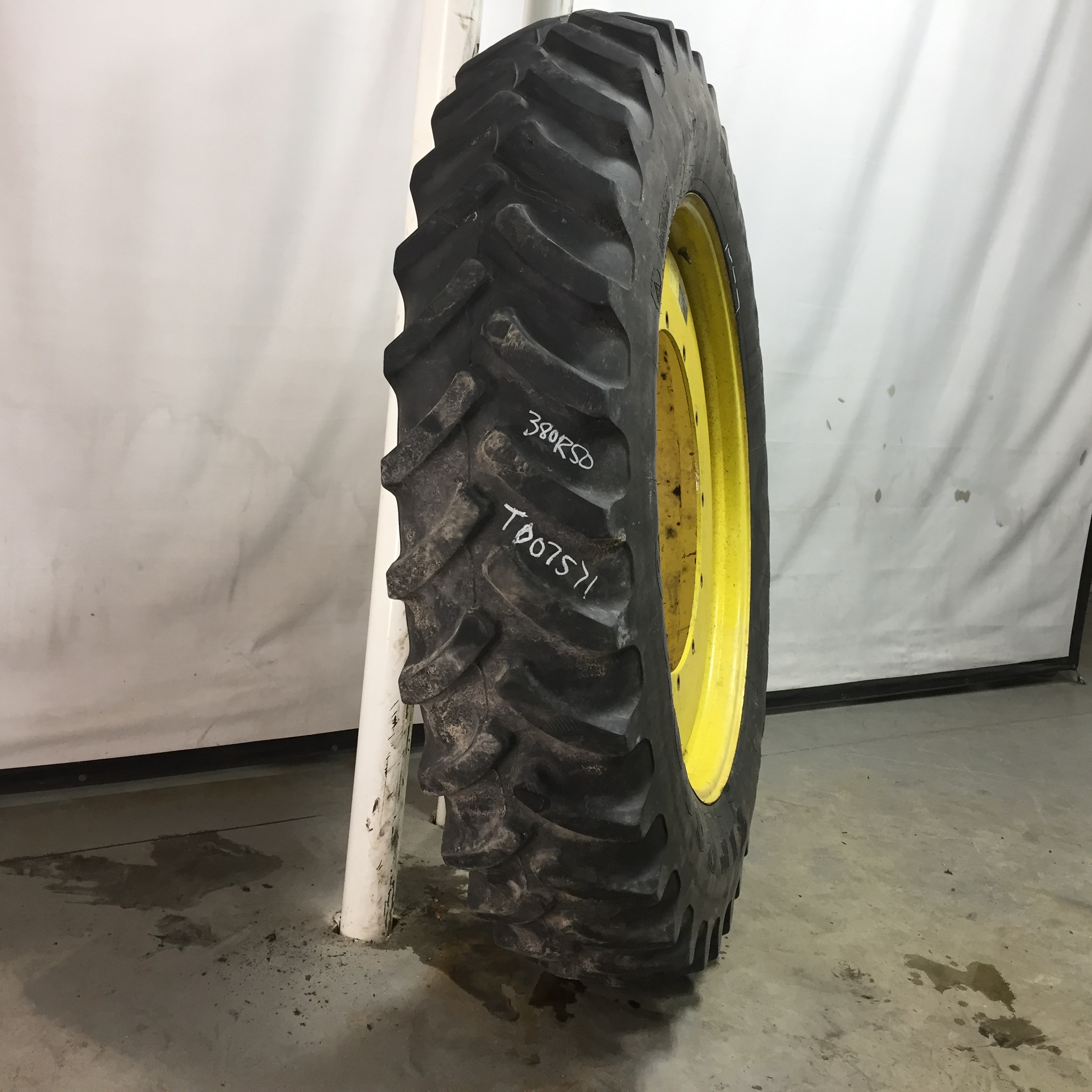 380/105R50 Firestone Radial 9100 R-1 Tire RT007571