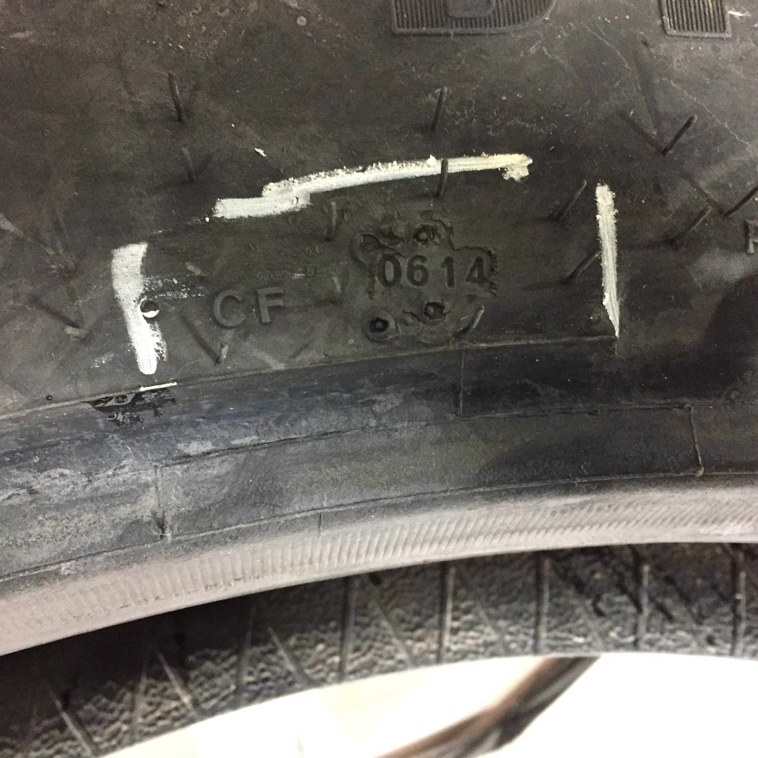 380/90R54 Goodyear Farm DT800 Super Traction R-1W Tire T007577