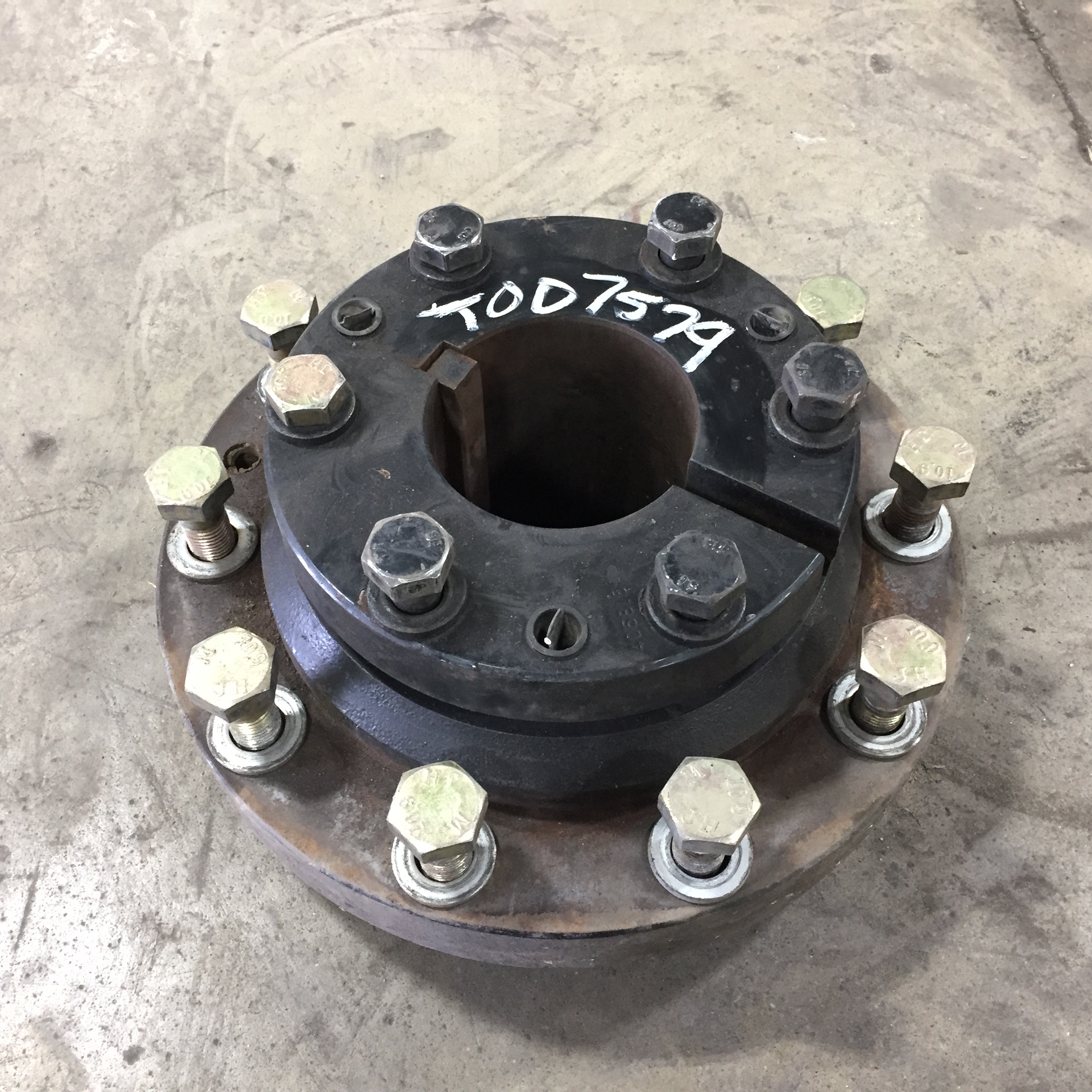 10 Bolt Wedg-Lok OE Style Dual Hub T007579