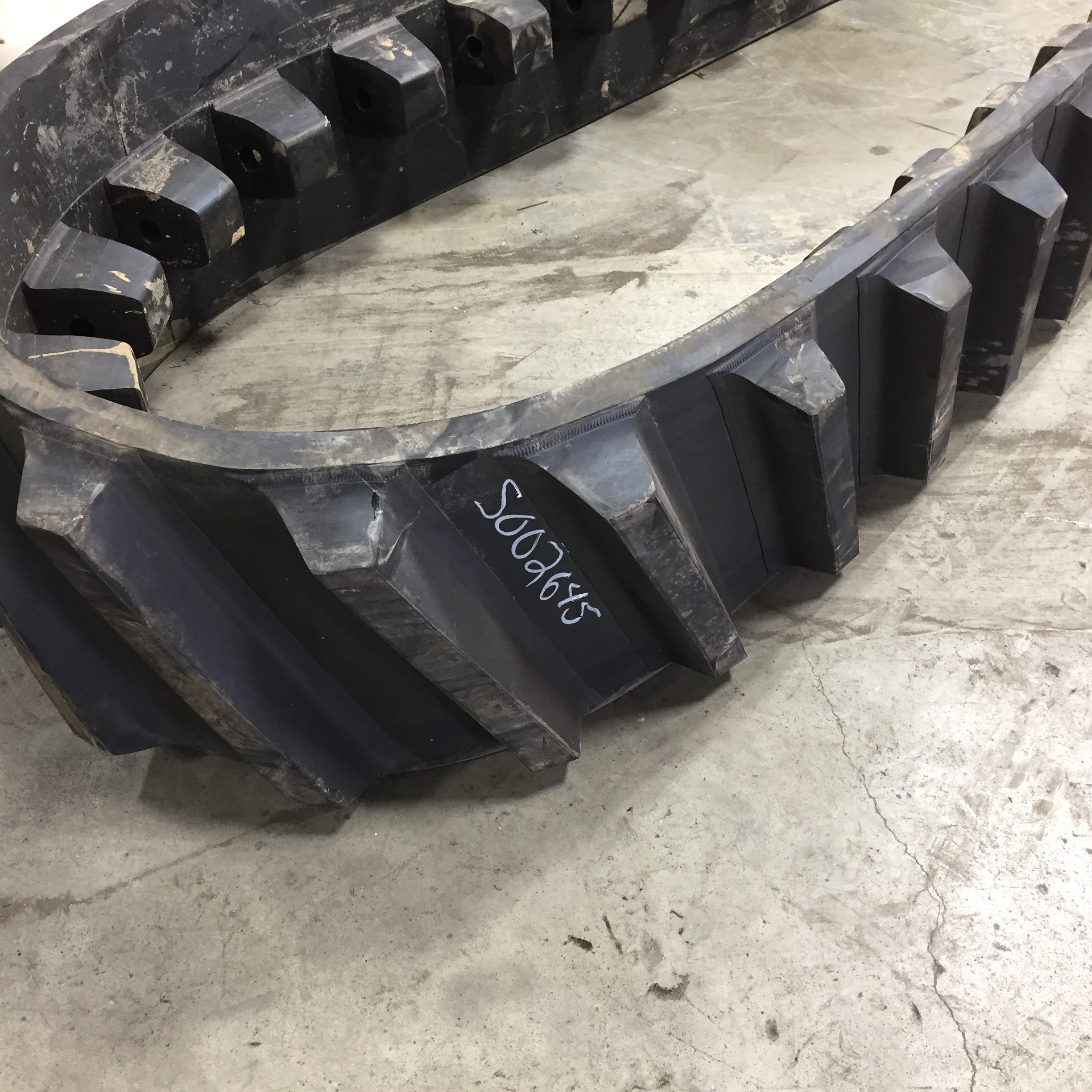 16'' Camso 4500 Track for John Deere 8RT S002645