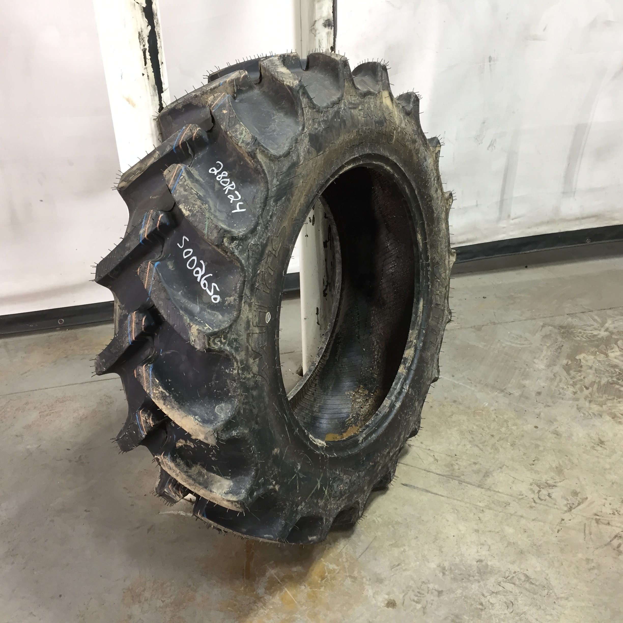 280/85R24 Mitas AC85 Radial R-1W Tire S002650