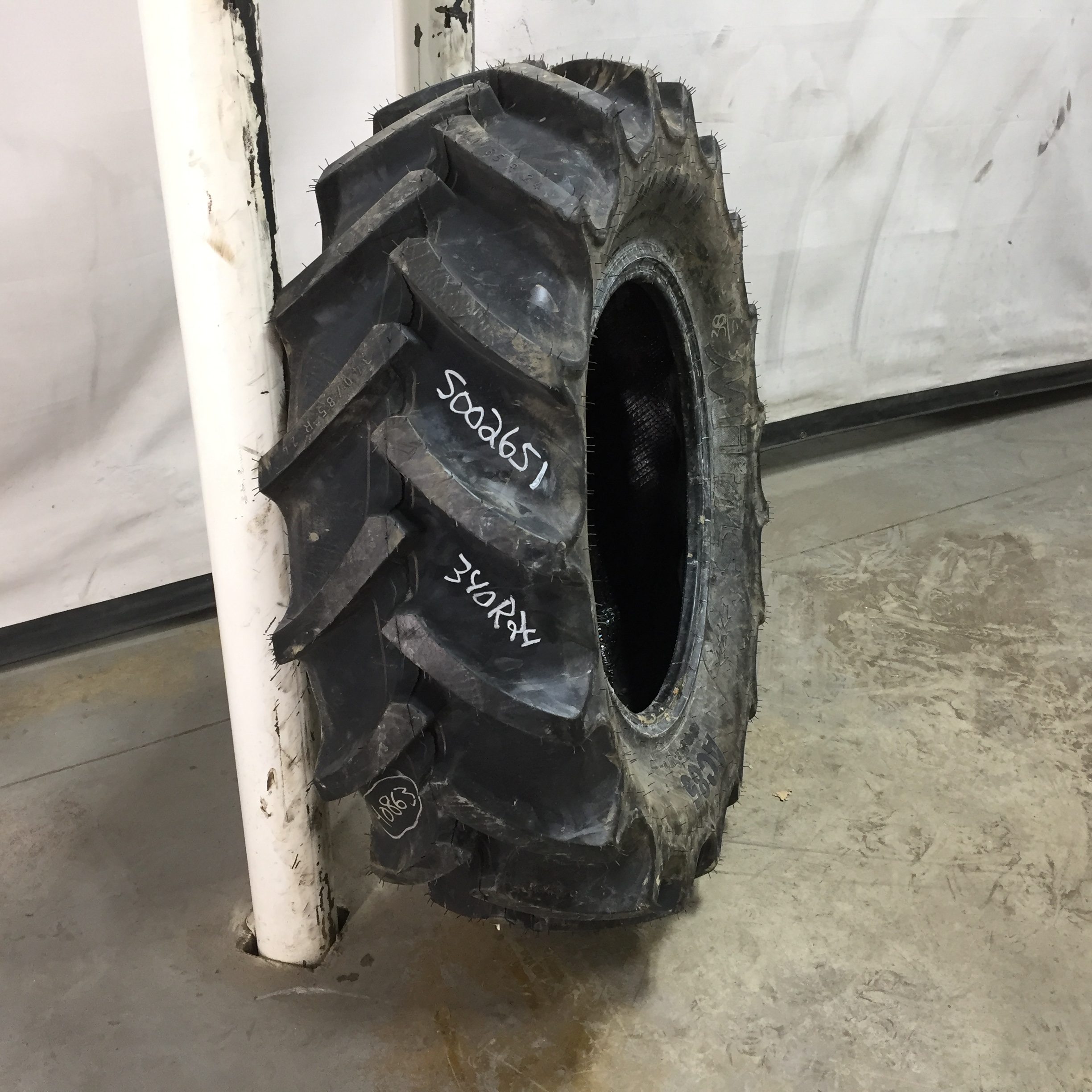 340/85R24 Mitas AC85 Radial R-1W Tire S002651