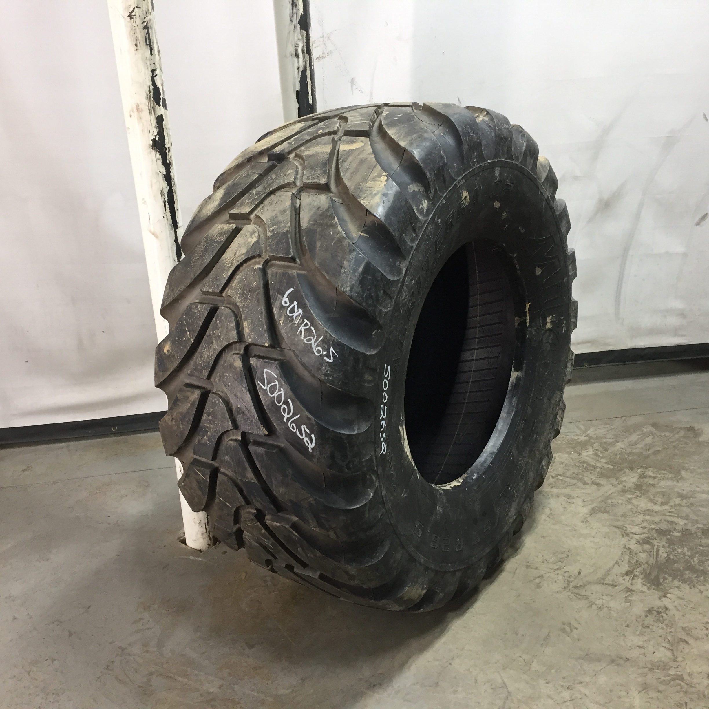 600/55R26.5 Mitas Agriterra 02 I-3/HF-2 Tire S002652