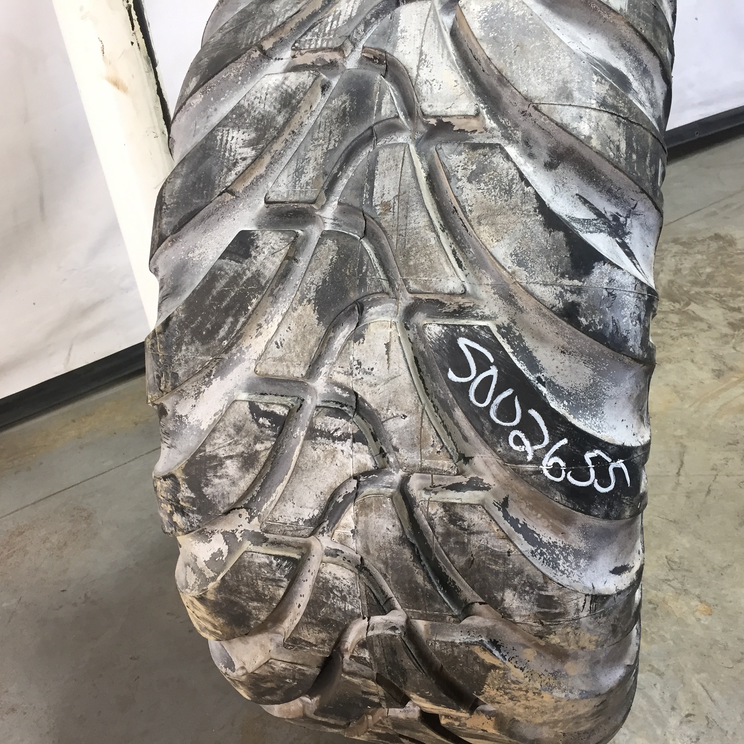 560/60R22.5 Mitas AR-02 HF-2 Tire S002655