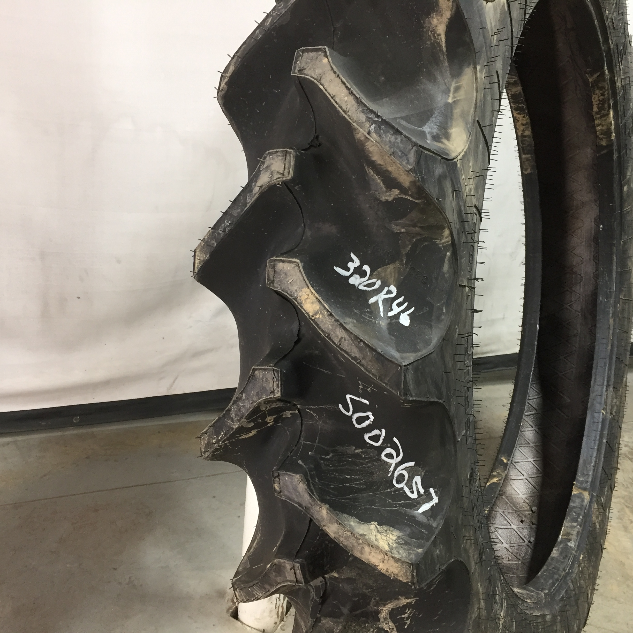 320/90R46 Goodyear Farm Special Sure Grip Radial TD8 R-2 Tire S002657