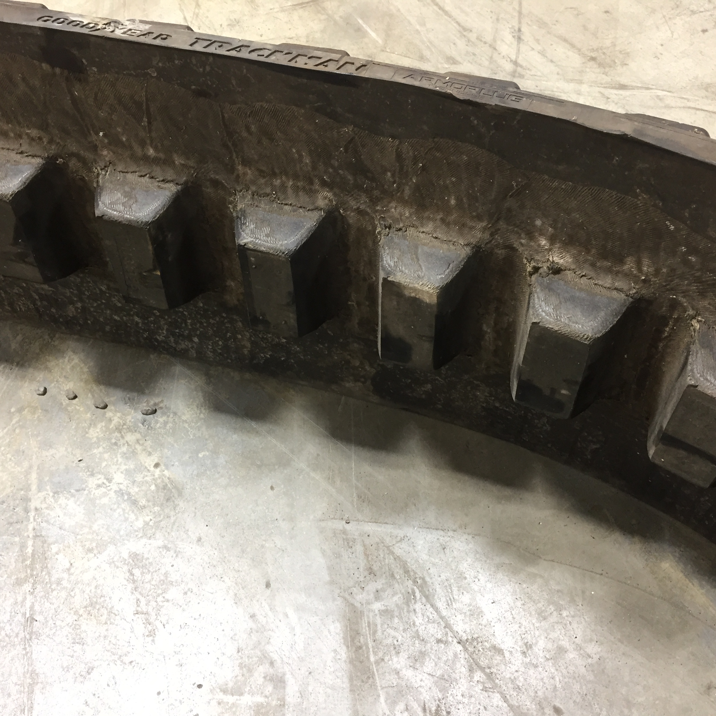 18'' Goodyear Trackman Track for Case IH Rowtrac T007629