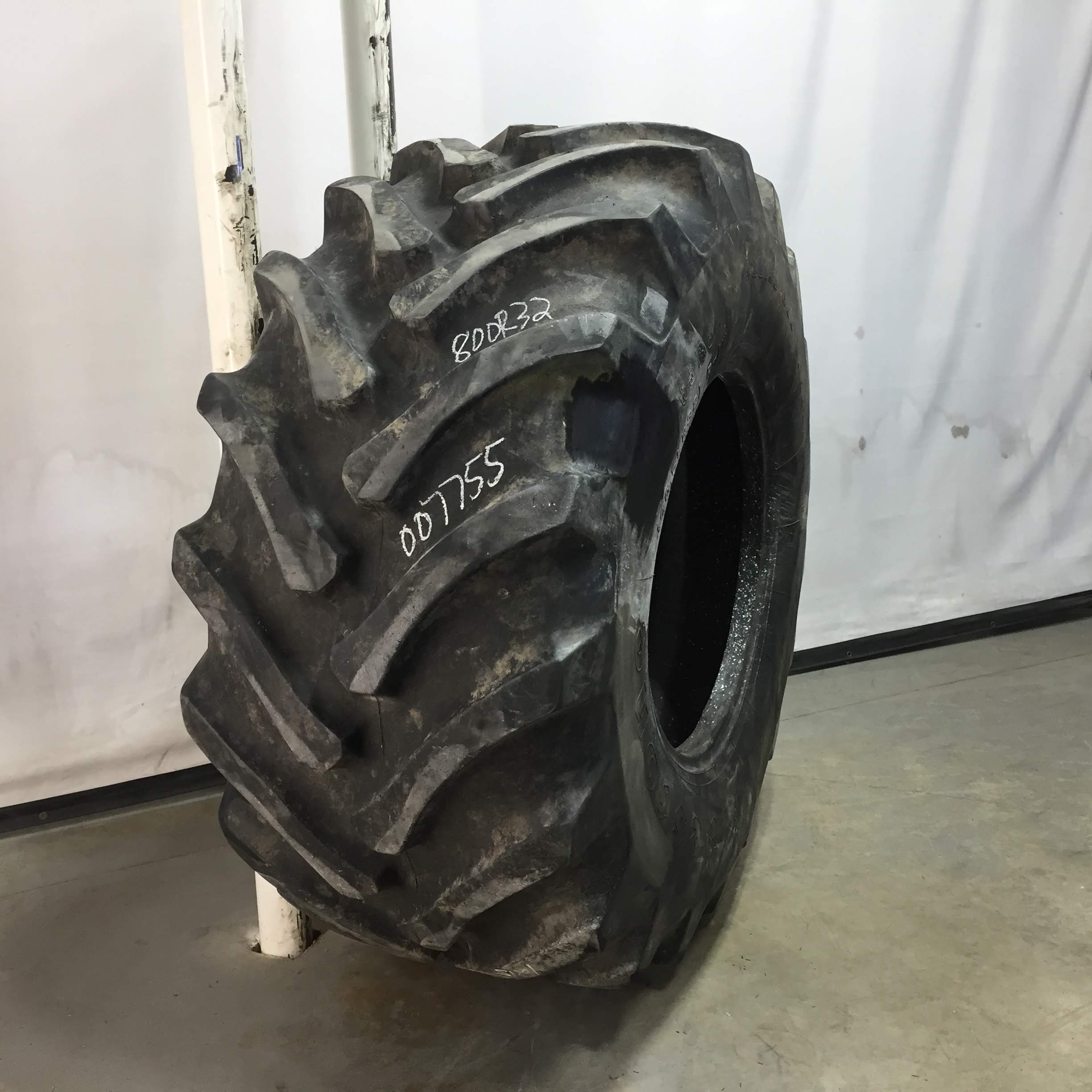 800/65R32 Firestone Radial All Traction DT R-1W Tire 007755