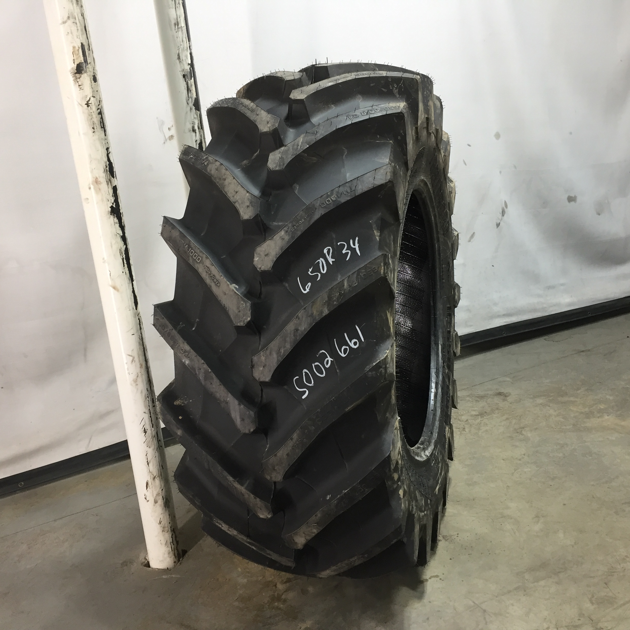 650/60R34 Trelleborg TM1000 High Power R-1W Tire S002661