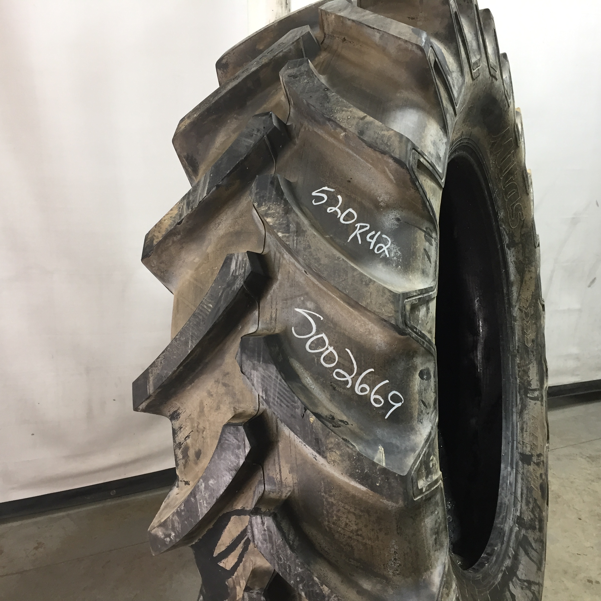 520/85R42 Mitas AC85 Radial R-1W Tire S002669