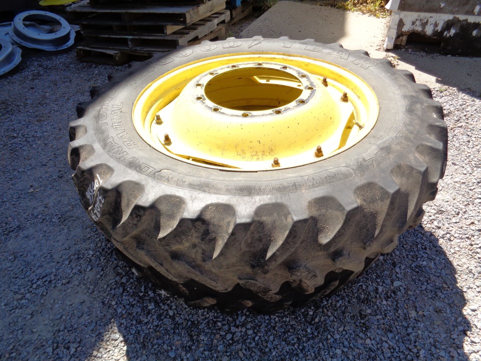 34'' Waffle Wheel (Groups of 3 bolts) Rim Center WT003516CTR