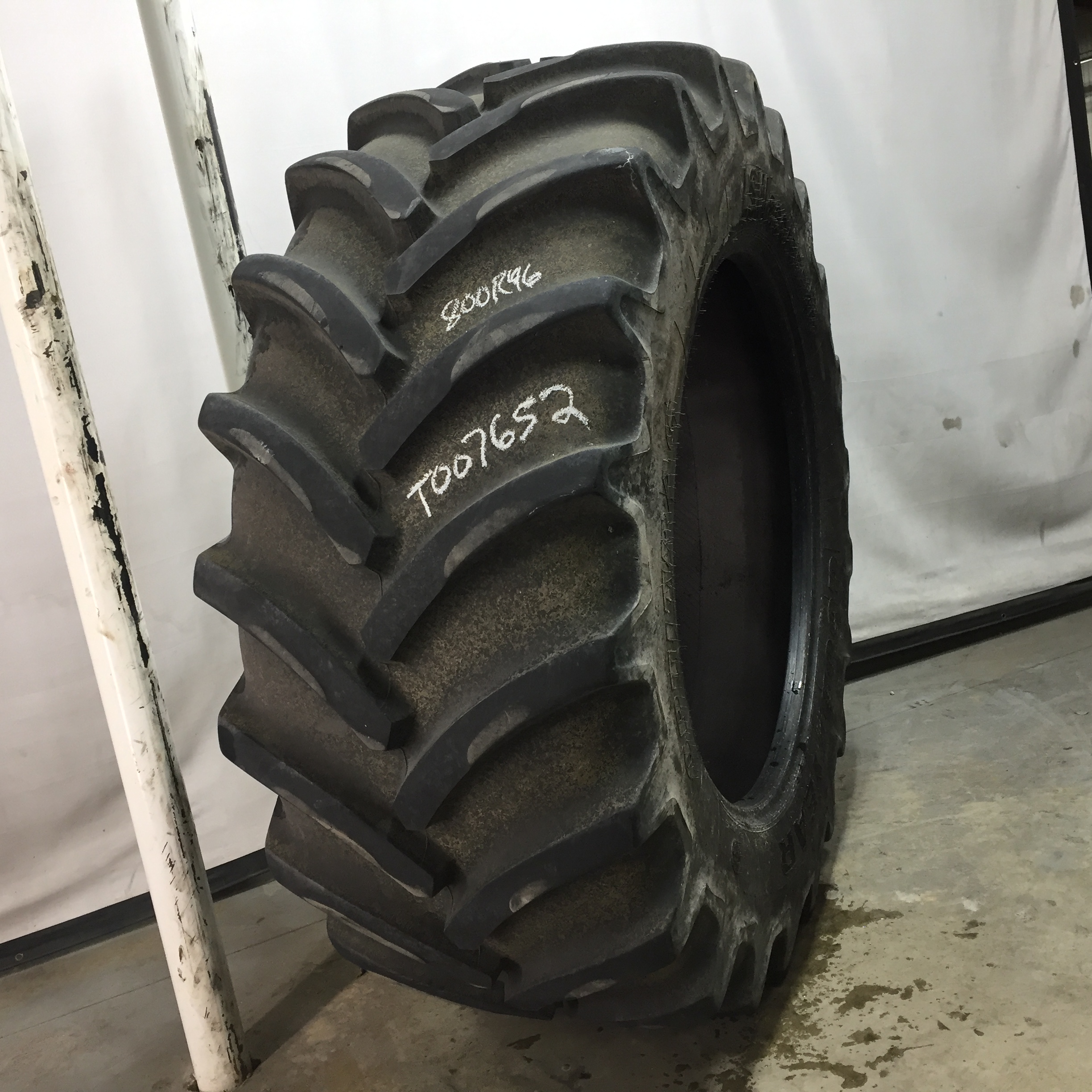 800/55R46 Goodyear Farm DT830 Optitrac R-1W Tire T007652