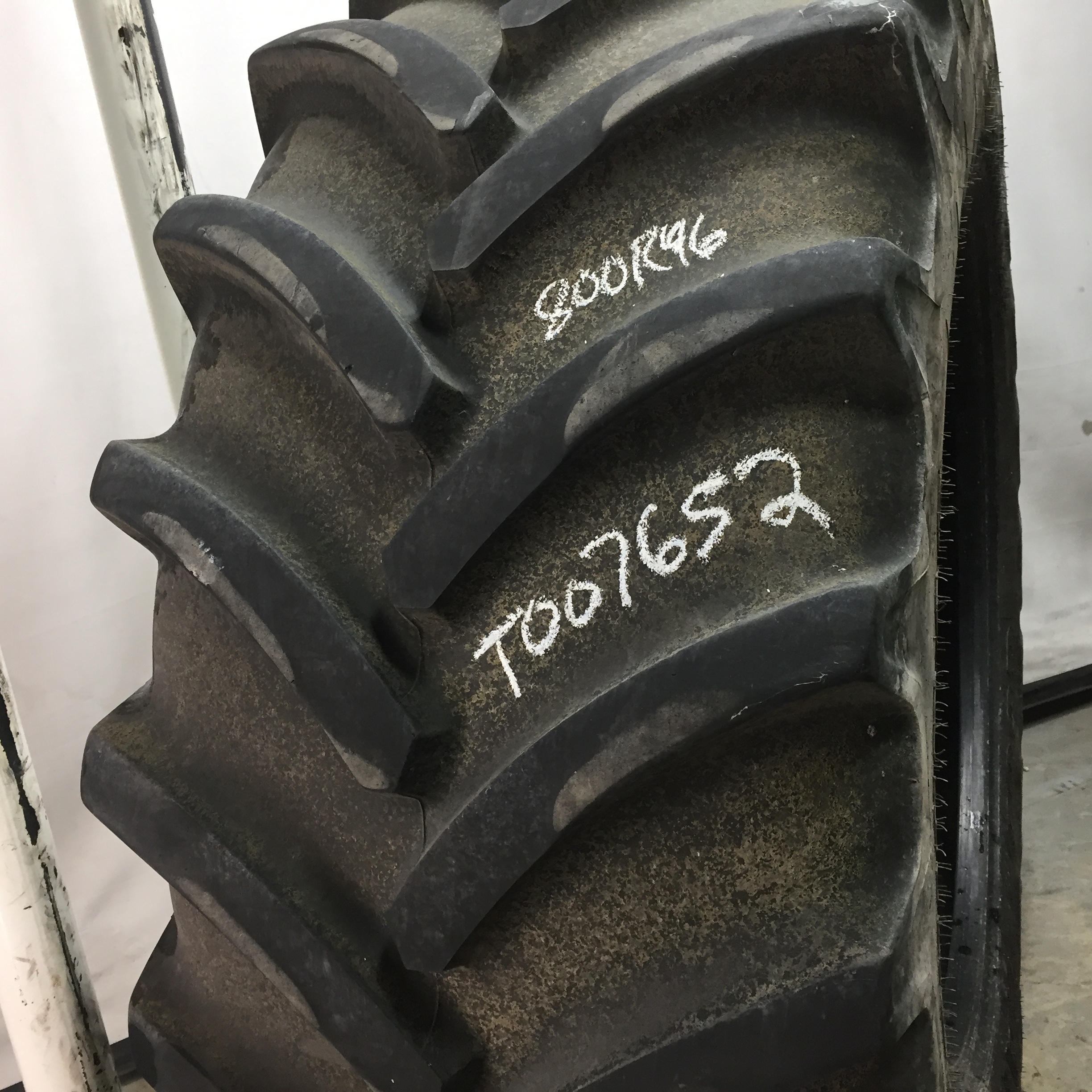 800/55R46 Goodyear Farm DT830 Optitrac R-1W Tire T007652