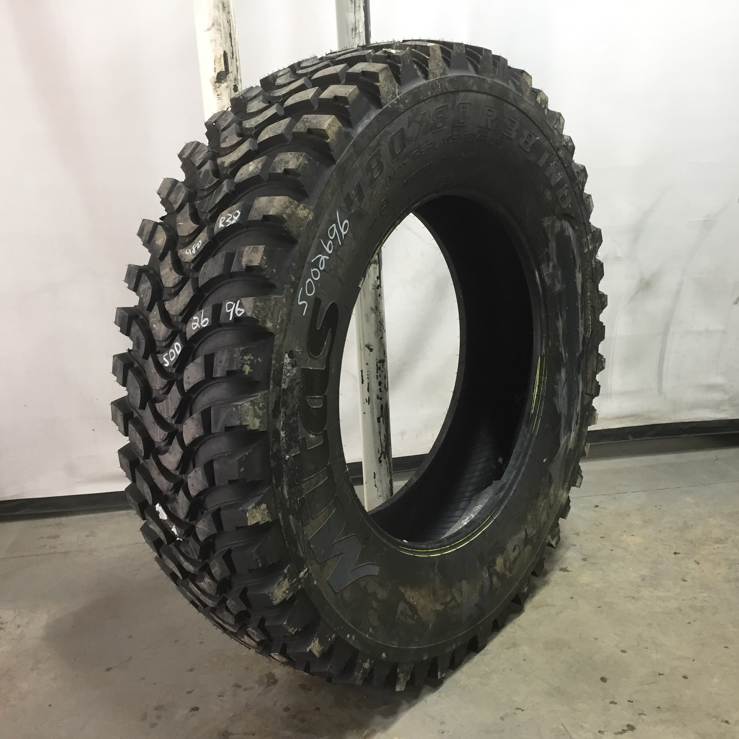480/80R38 Mitas Hi-Cap Municipal (HCM) R-14 Tire S002696