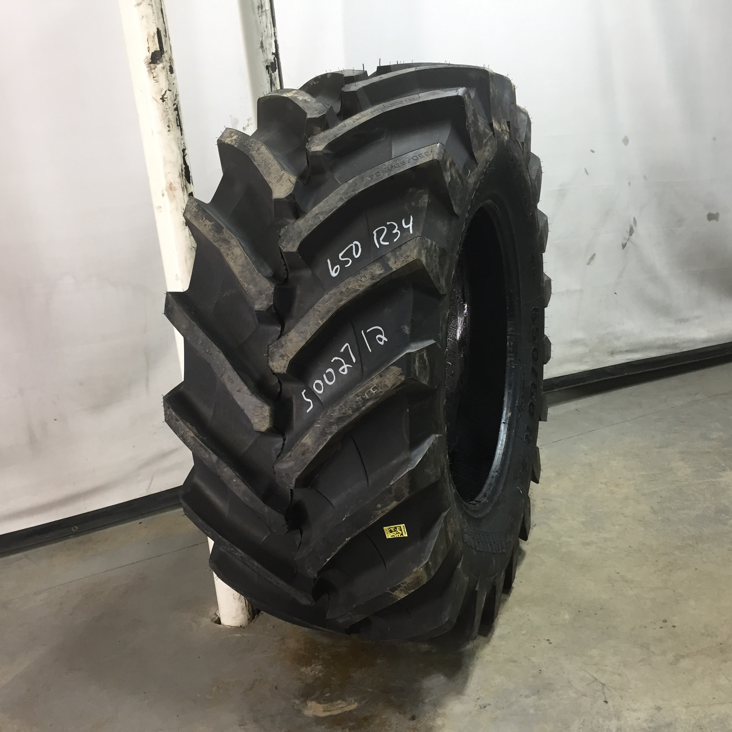 650/60R34 Trelleborg TM900 High Power R-1W Tire S002712