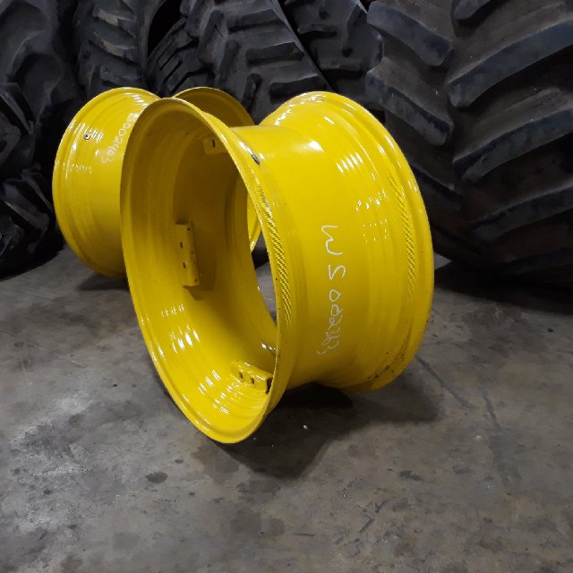 30''D x 15''W Rim with Clamp/U-Clamp (groups of 2 bolts) Wheel WS002363