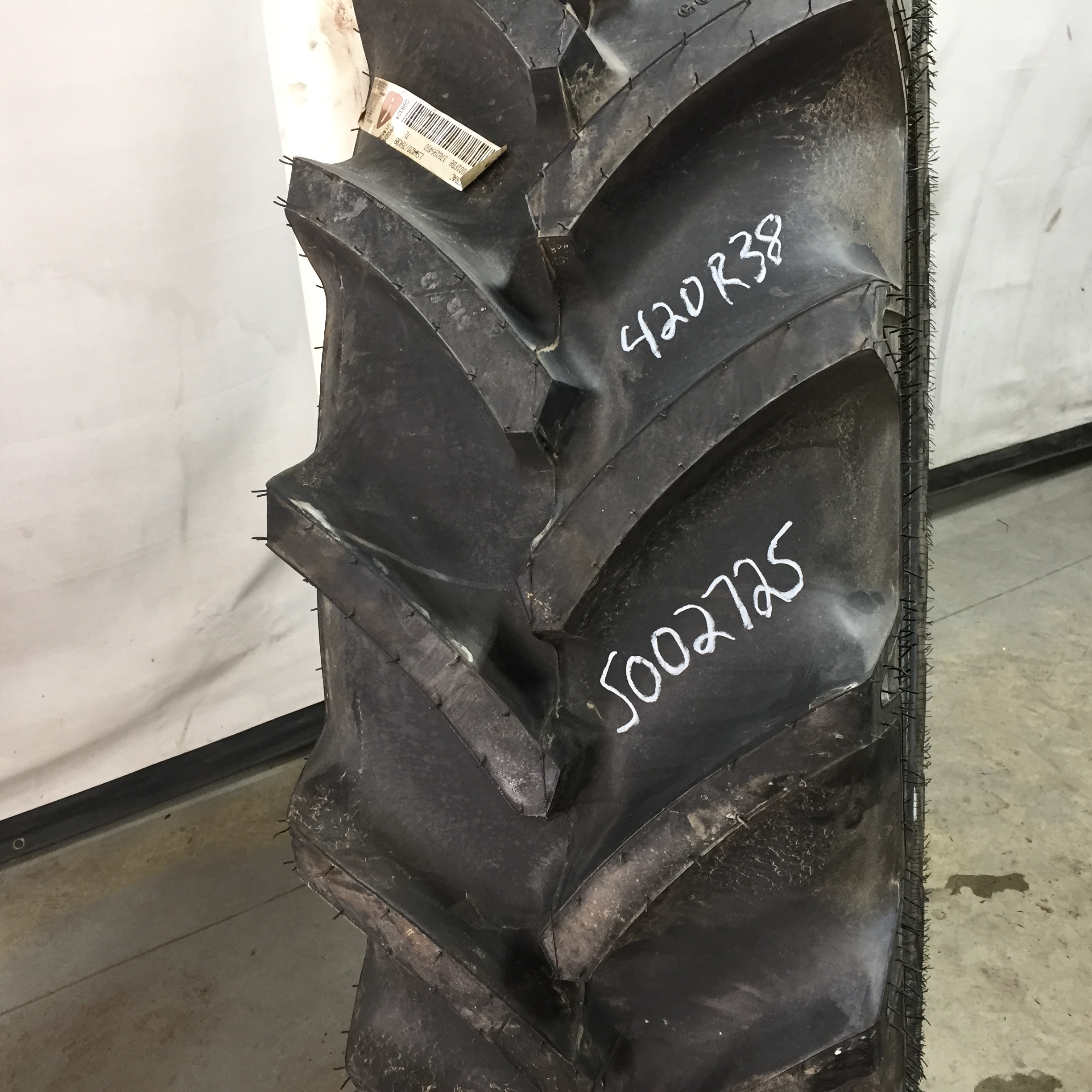 420/75R38 Goodyear Farm Optitrac R-1W Tire S002725