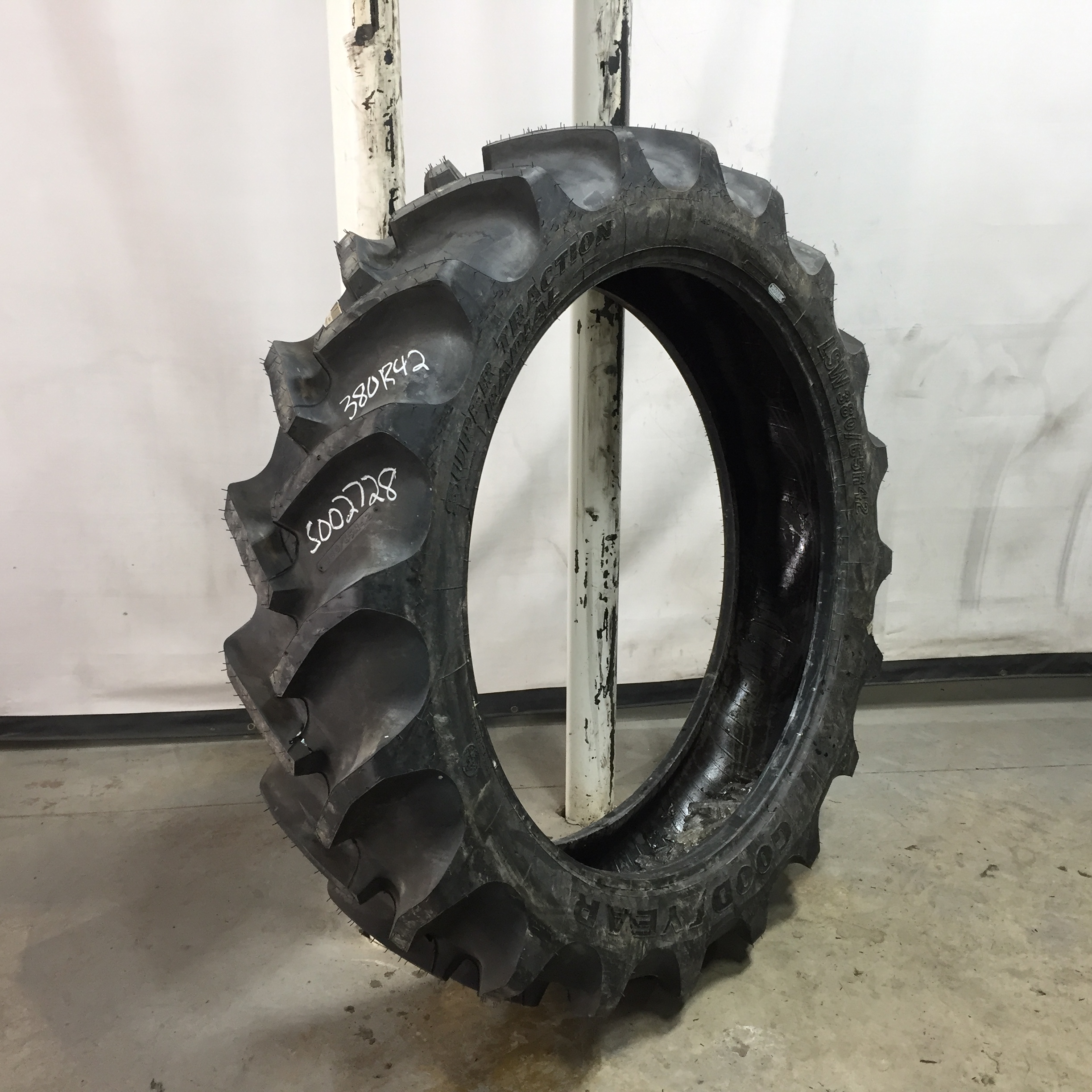 380/65R42 Goodyear Farm Super Traction Radial R-1W Tire S002728