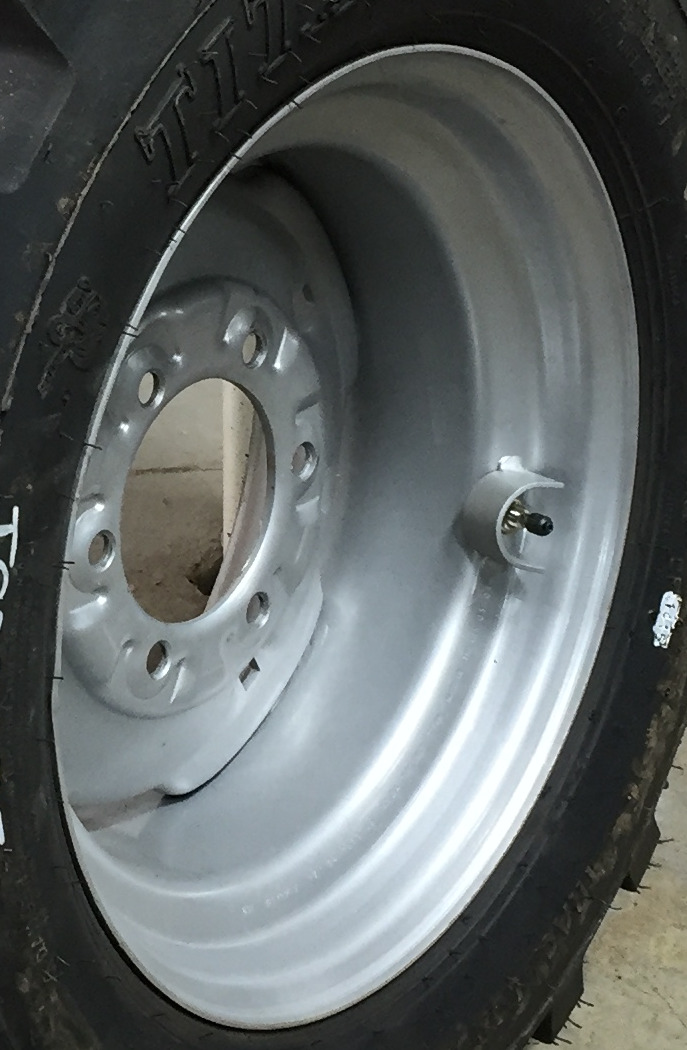 16.5''D x 8.25''W Implement Wheel WT007675