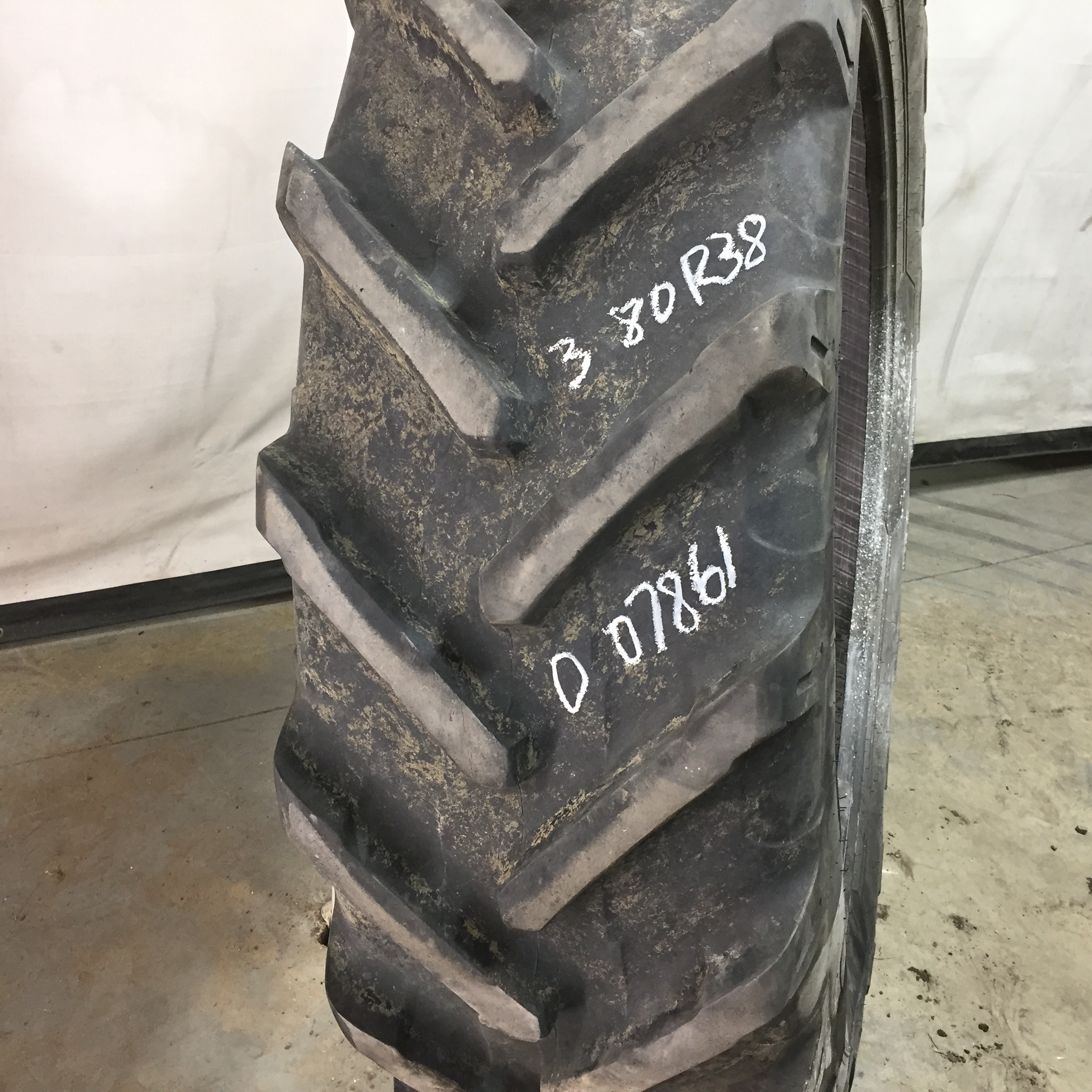 380/80R38 Michelin AgriBib 2 R-1W Tire 007861