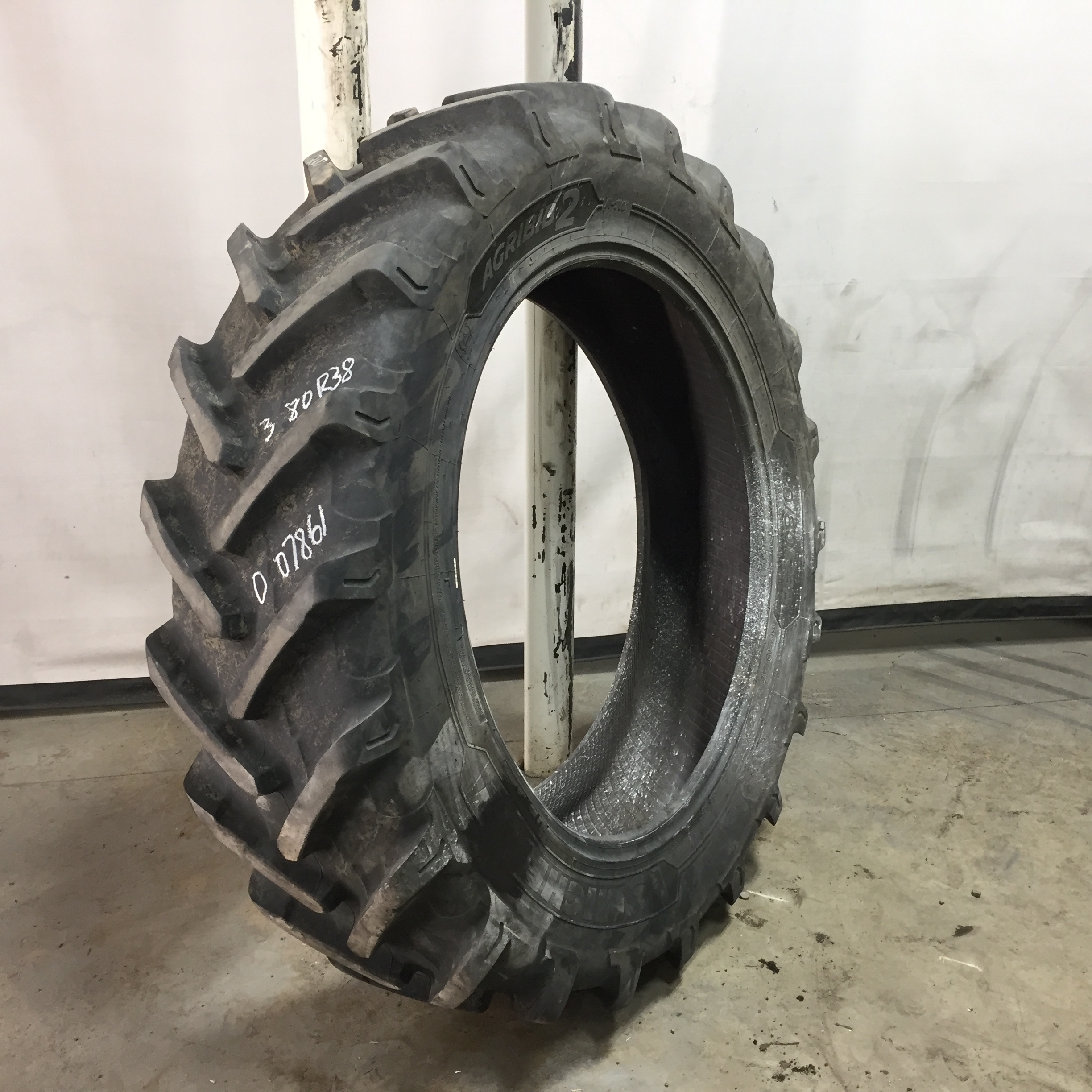 380/80R38 Michelin AgriBib 2 R-1W Tire 007861