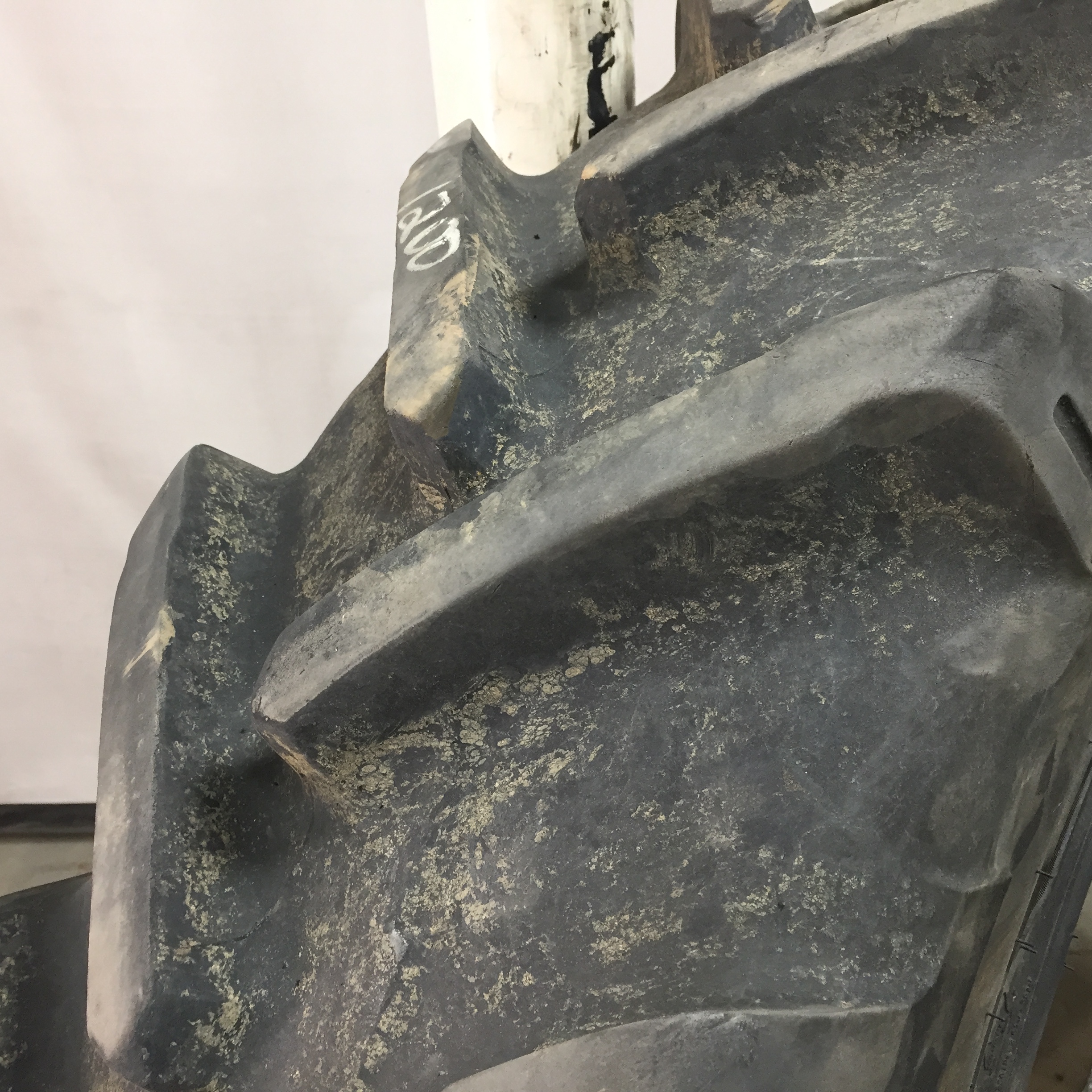 380/80R38 Michelin AgriBib 2 R-1W Tire 007861