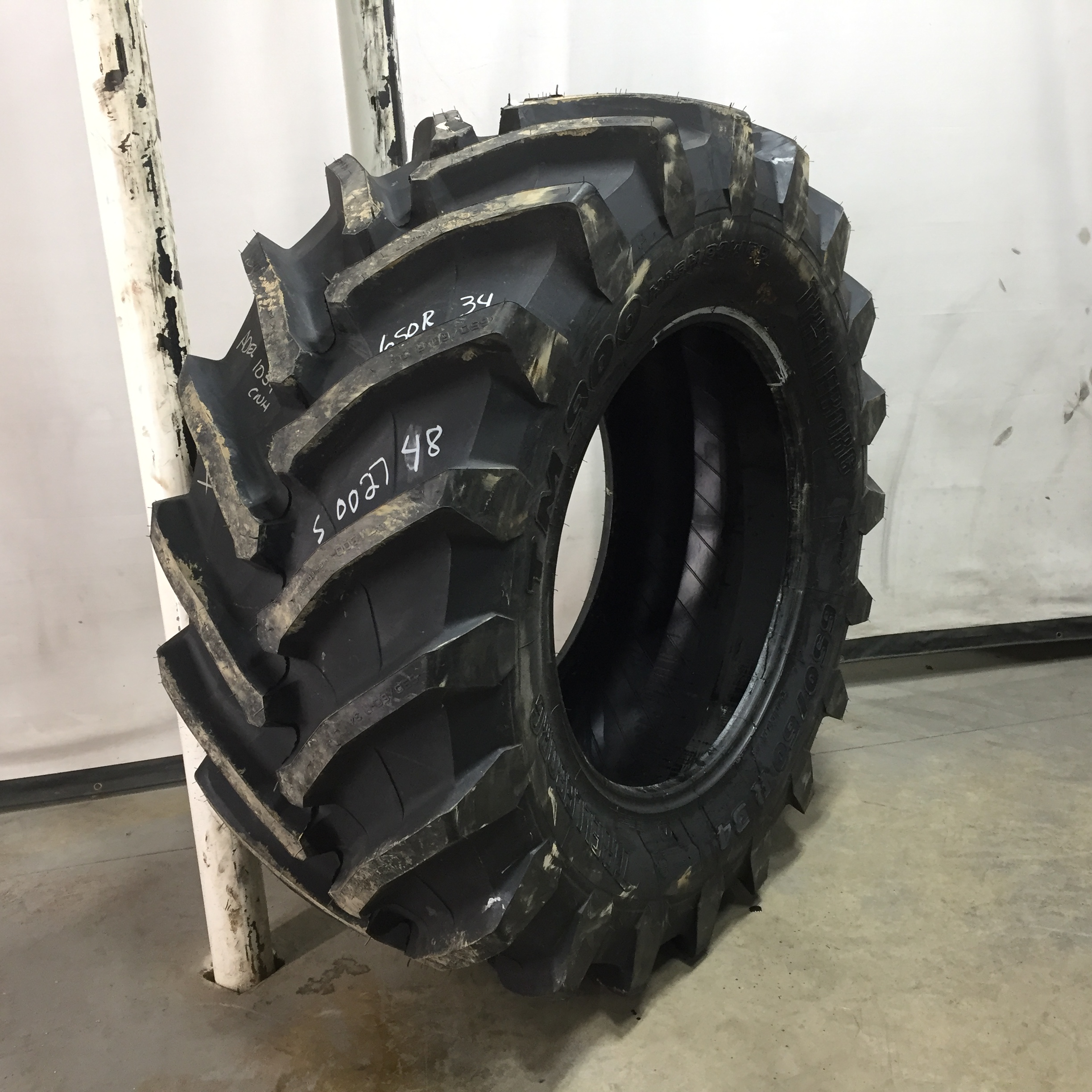 650/60R34 Trelleborg TM900 High Power R-1W Tire S002748