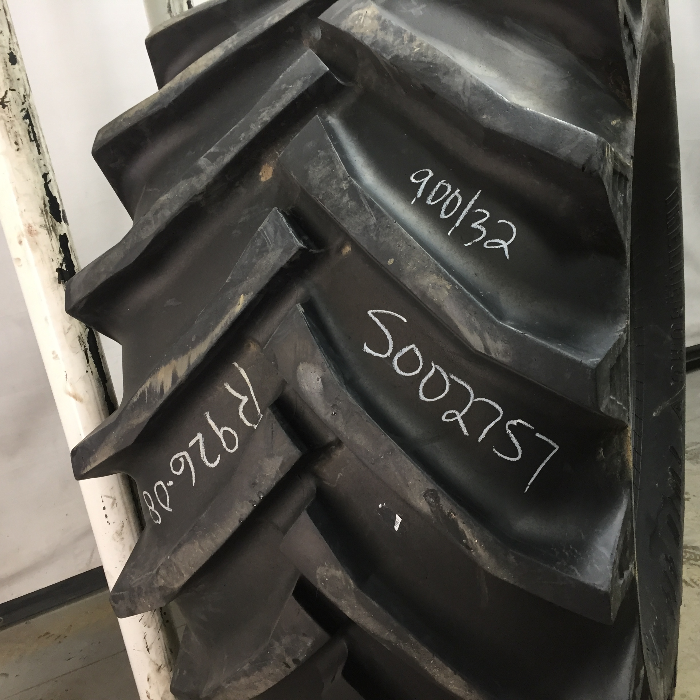 900/60-32 Trelleborg T414 R-1W Tire S002757