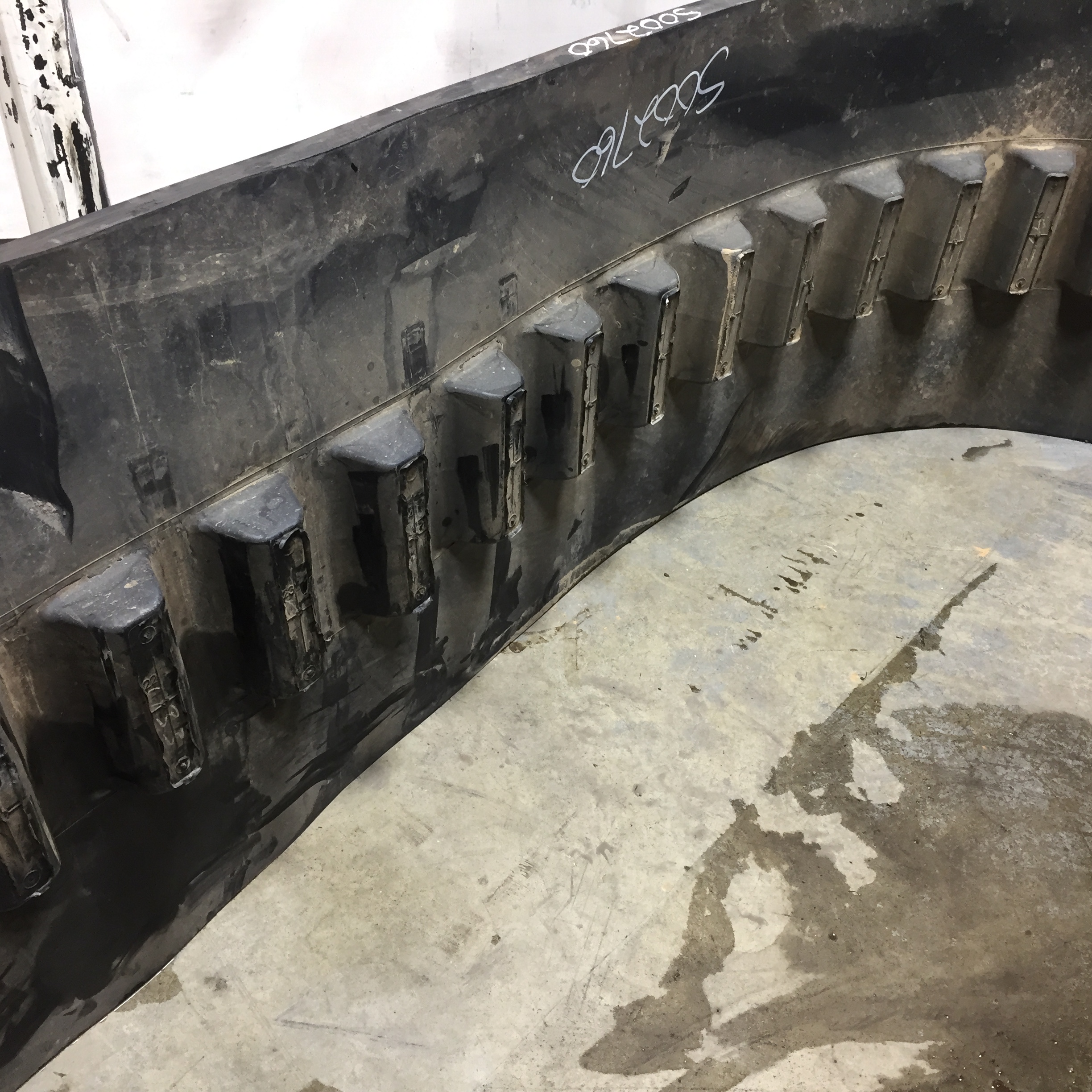 30'' Camoplast 6500 General Ag Track for John Deere 9RX S002760